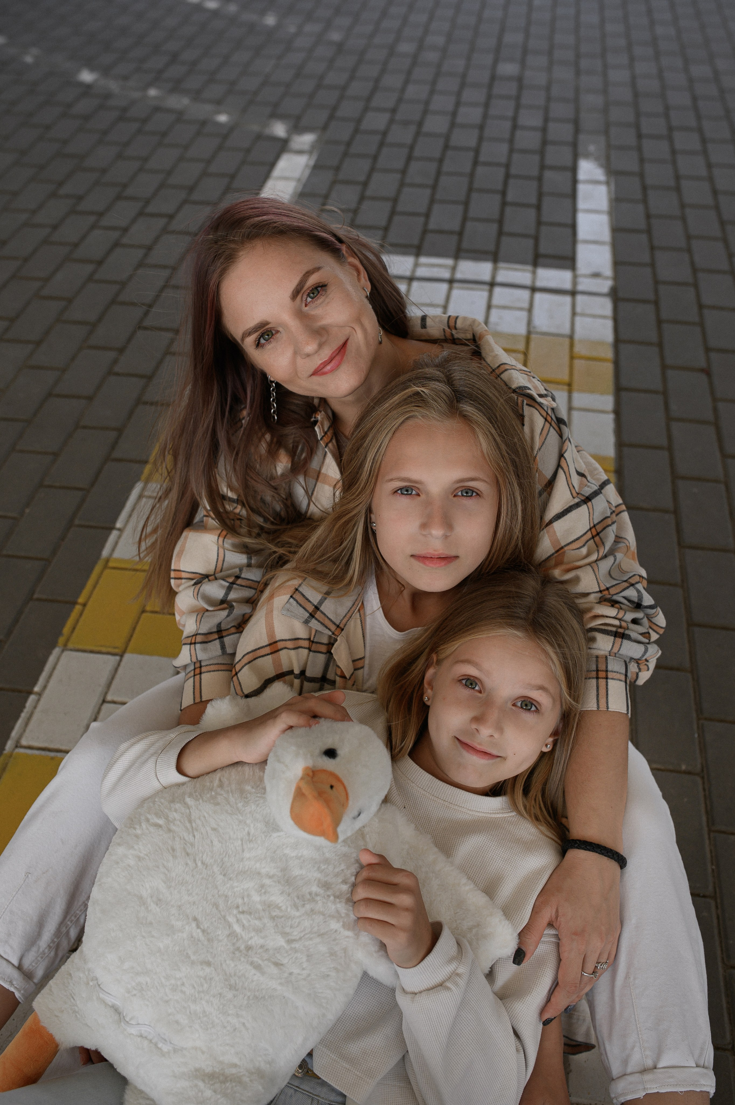 Марина и девочки. Www.ostermiller.ru