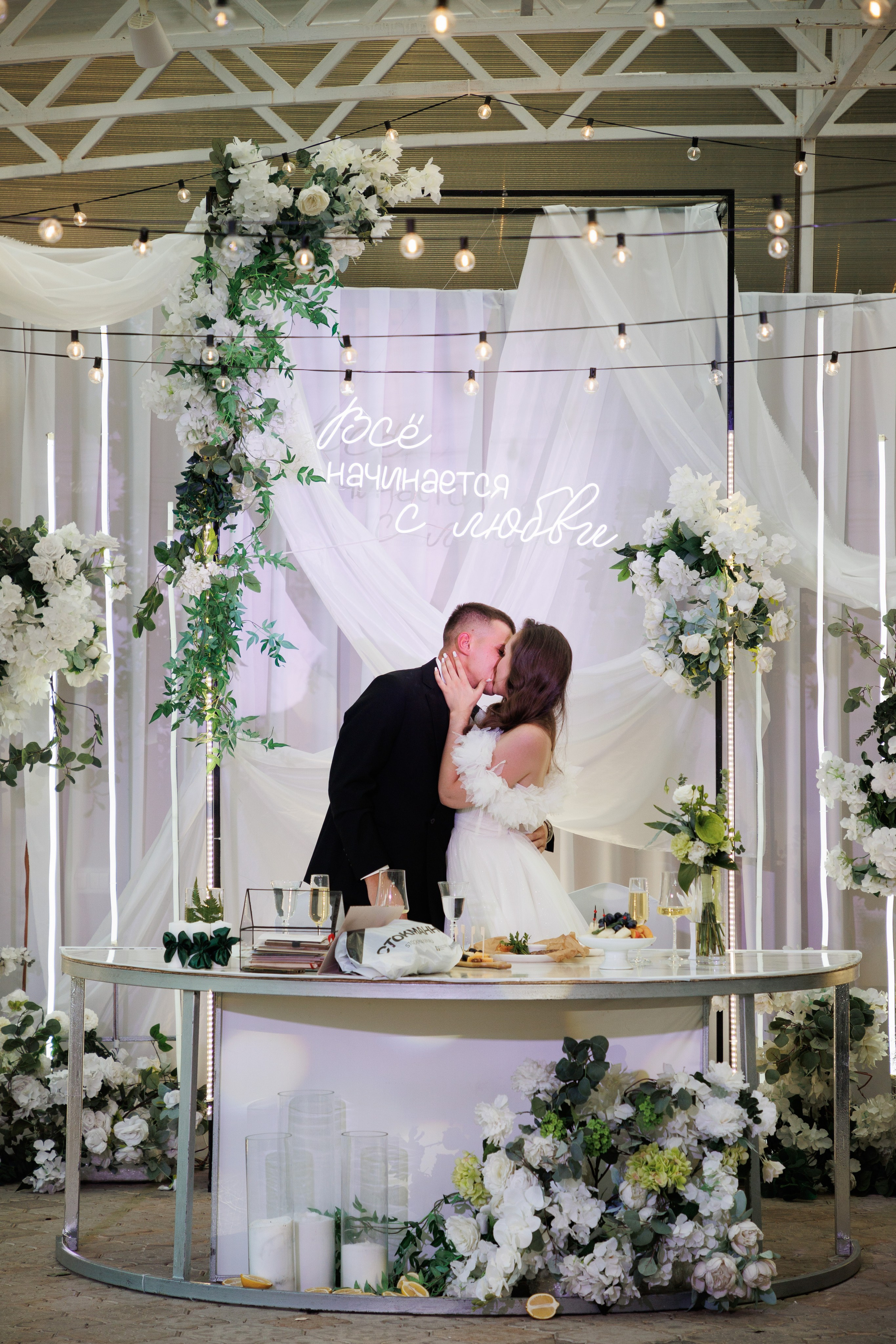 Сентябрь 2025, Белый лис, Выкса. Фотограф городских и семейных событий в Нижнем Новгороде Артем Карпухин