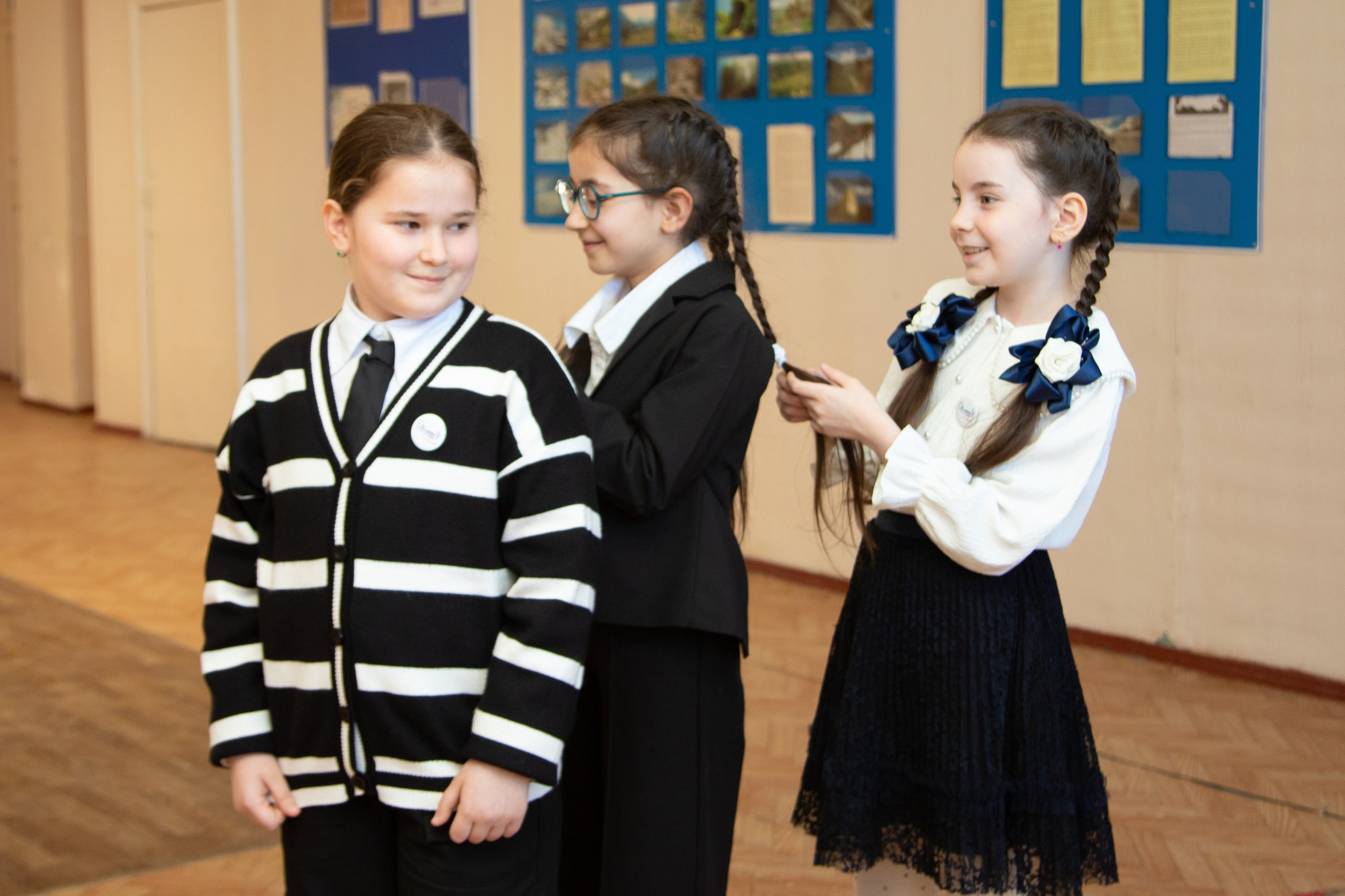 4 класс. Школьный фотограф в г. Нальчик Галимат Абитова