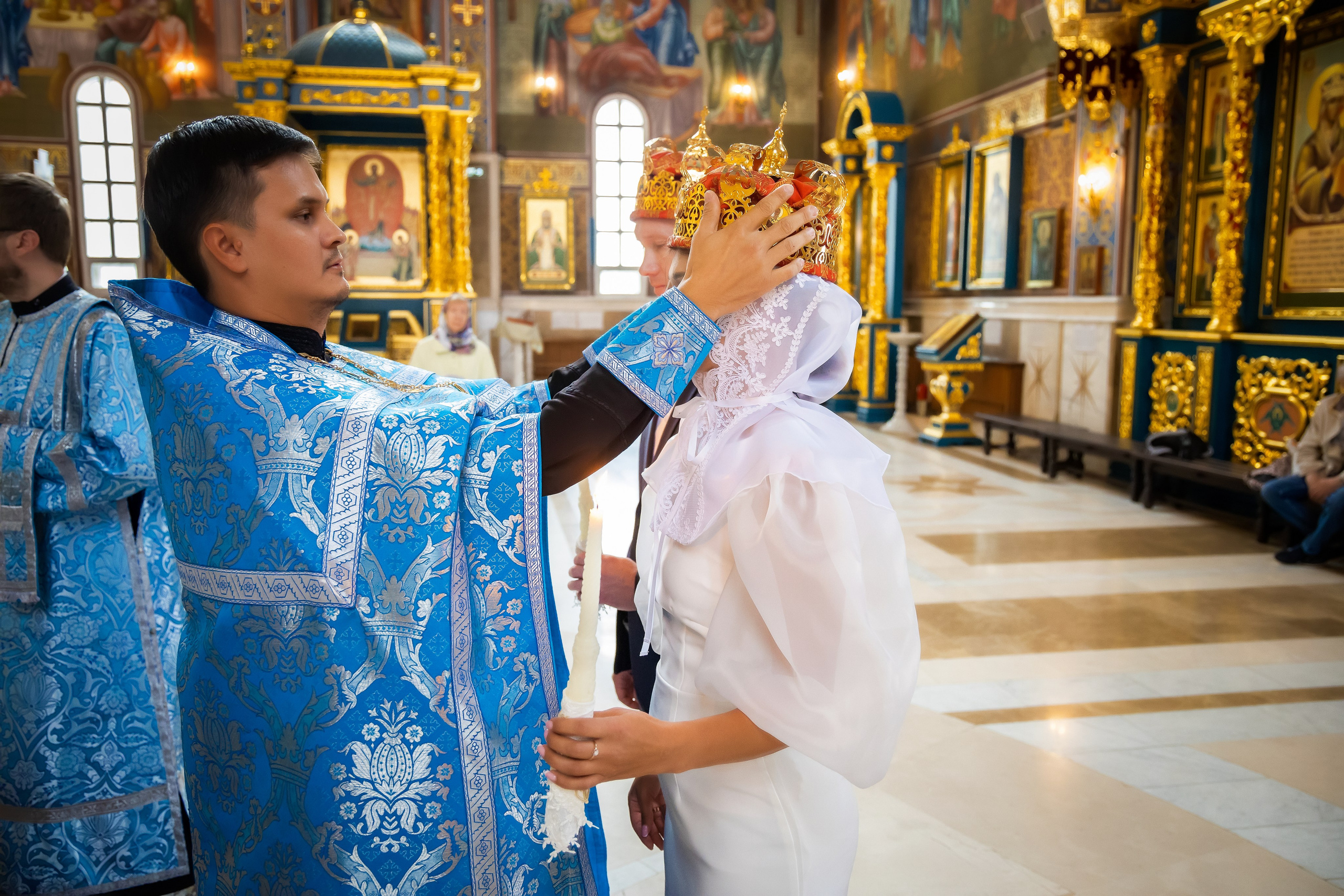 В Храме. Семейный и Свадебный фотограф в Астане Александр Астапов