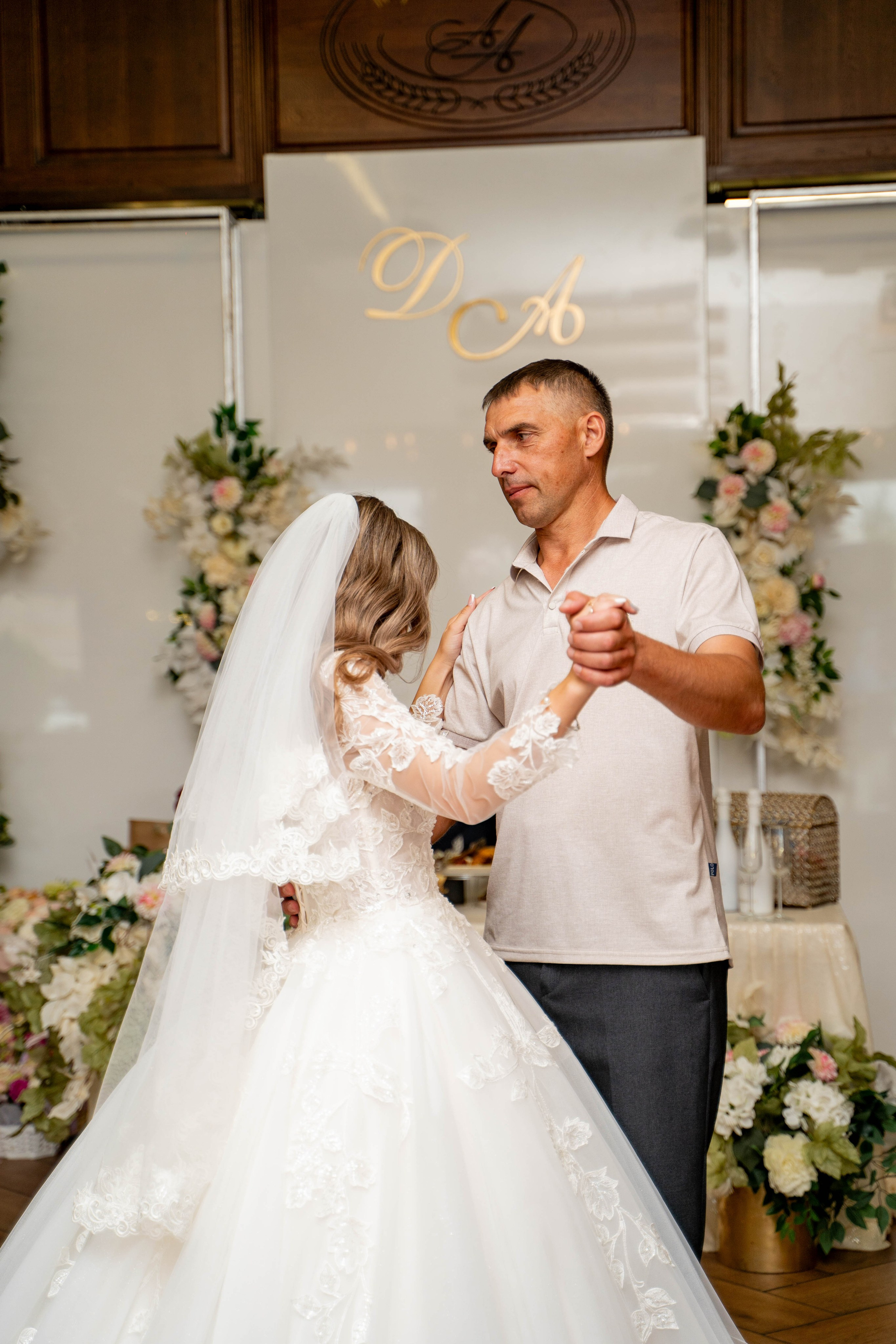 Данил и Анастасия. Видеосьемка, фотосьемка свадеб, юбилеев, утренников в Краснодарском кр