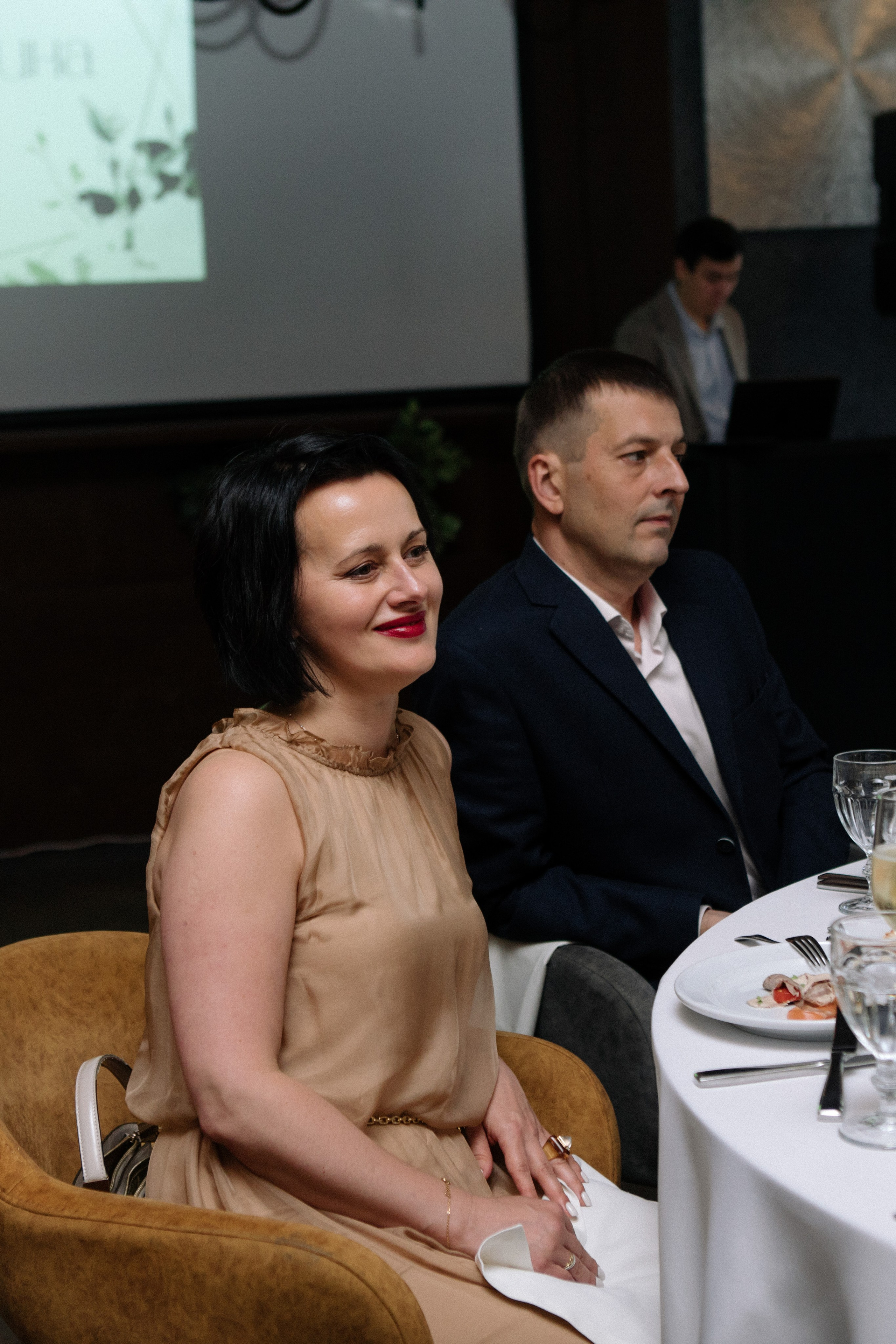 Катя и Клим. Роспись и банкет. Свадебный и портретный фотограф в Москве Анастасия Масюк