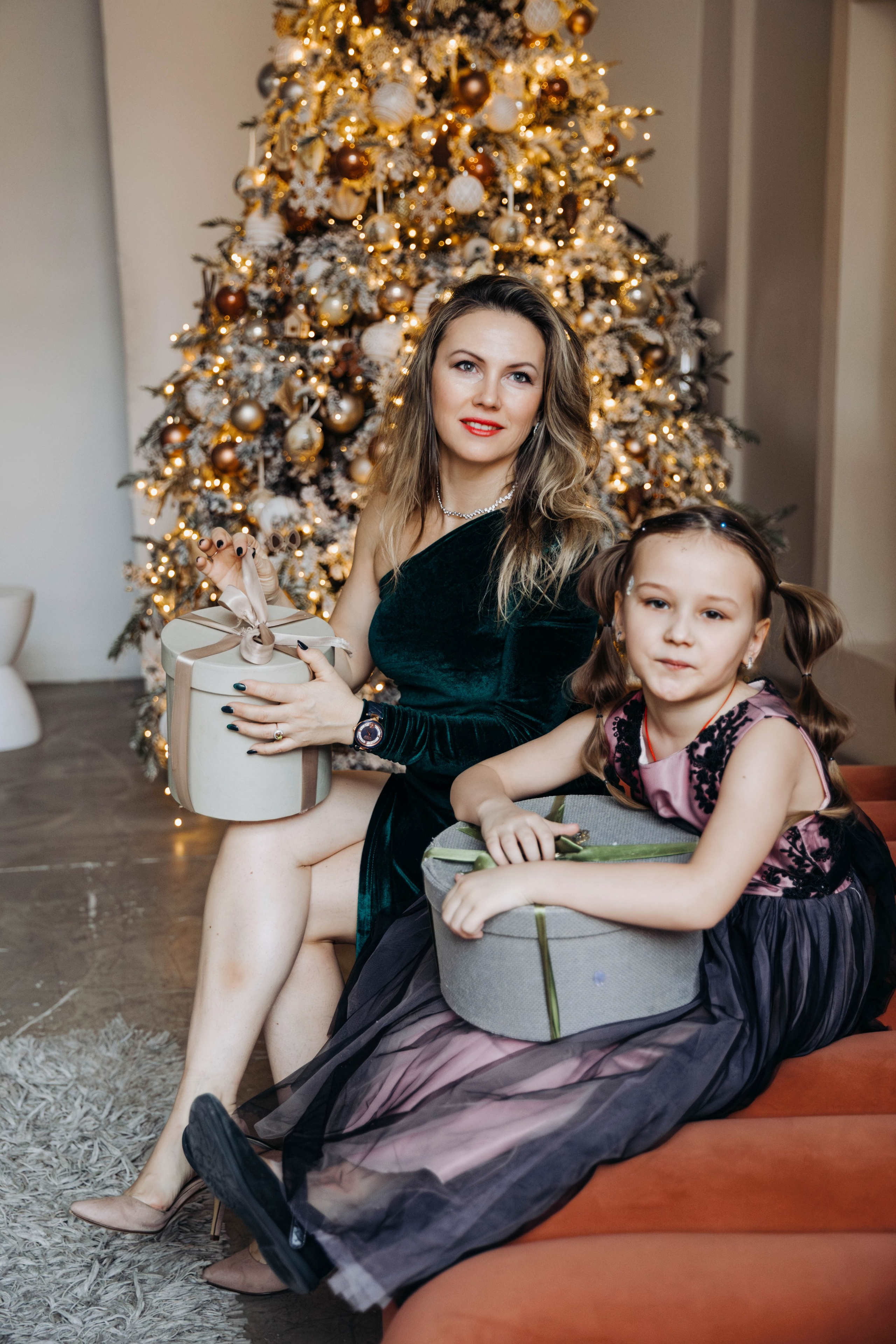 Новогодняя Женя и Яна. Свадебный и семейный фотограф в Санкт-Петербурге Лолита Евстифеева