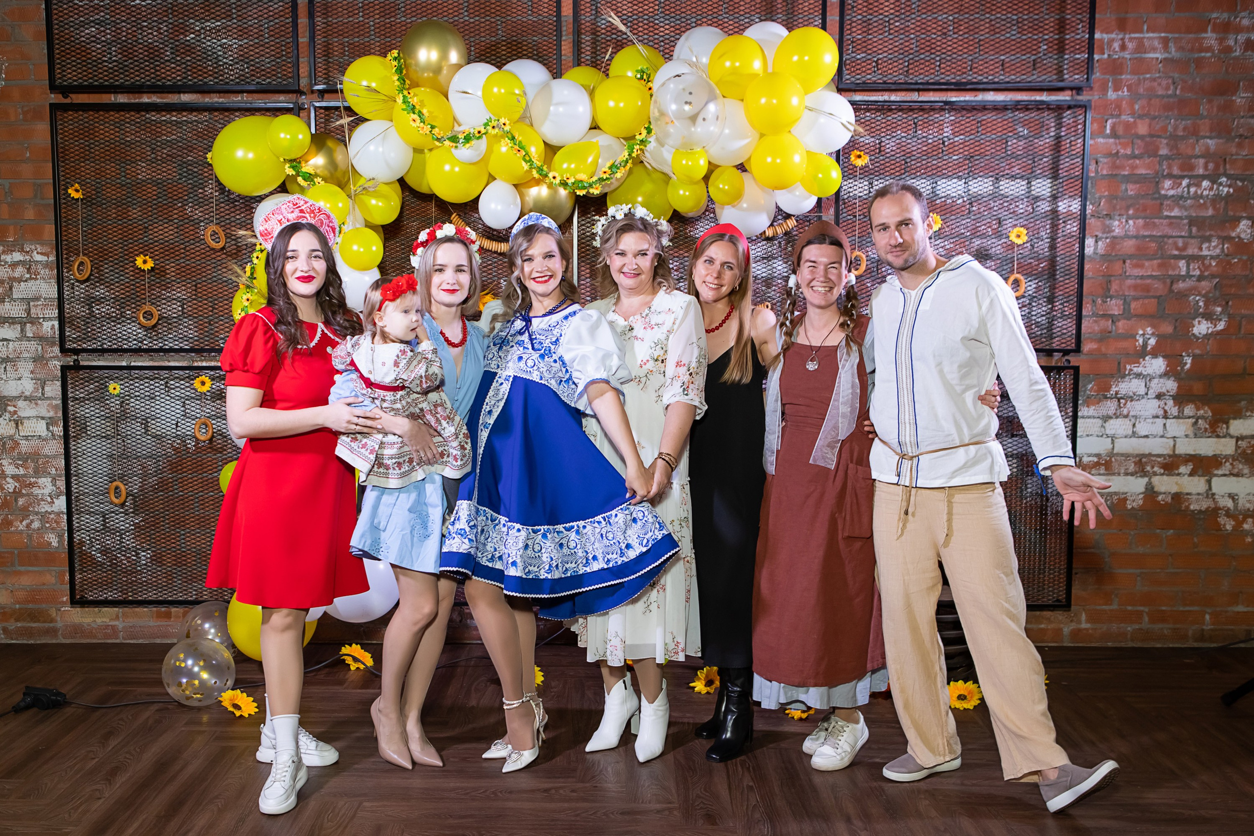 День Рождения в Food Factory. Репортажный и семейный фотограф в Новосибирске Елена Каменева