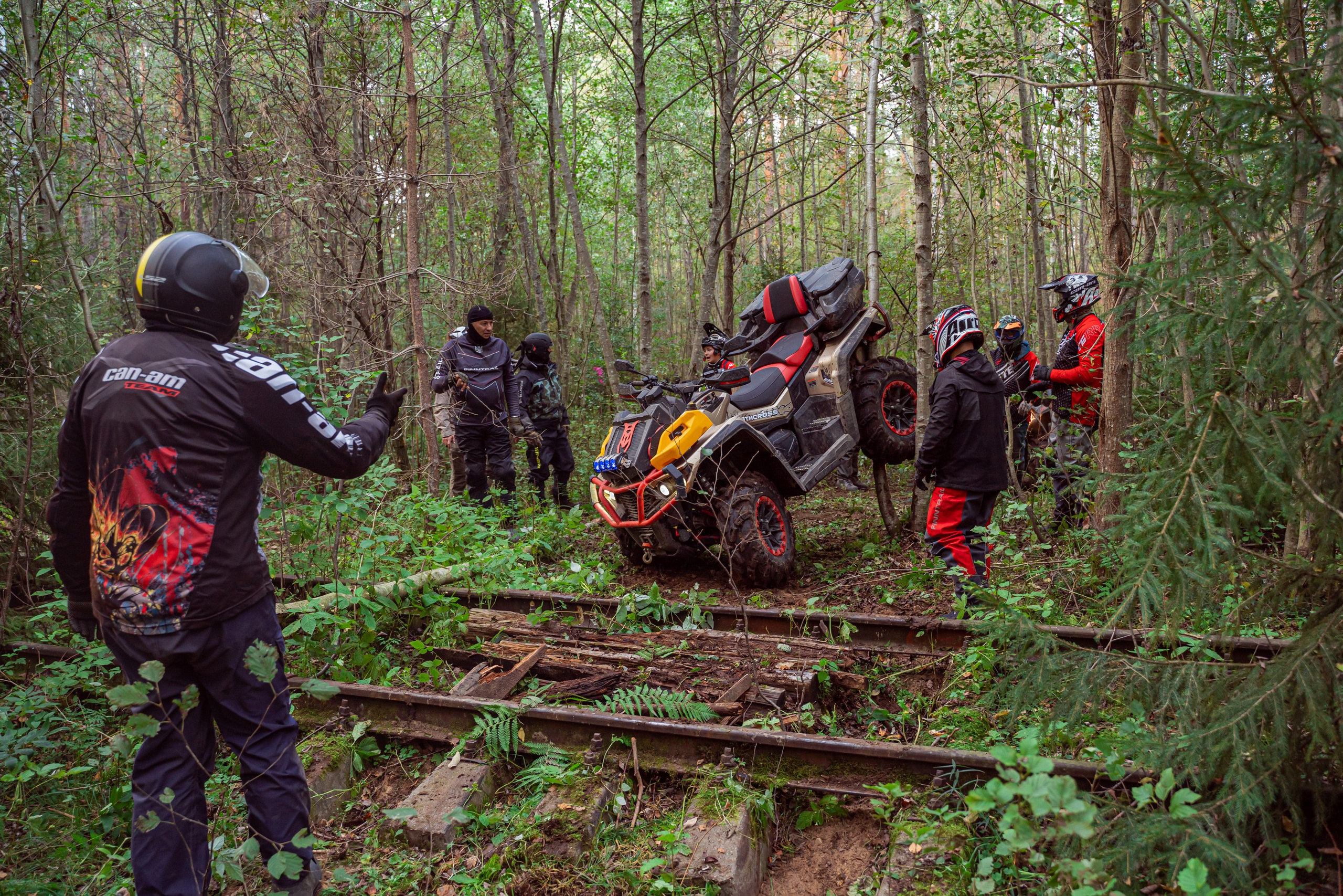 Квадровыезд —спортивный репортаж в Ленинградской области. Свадебный, семейный, портретный, репортажный фотограф в Санкт-Петербурге