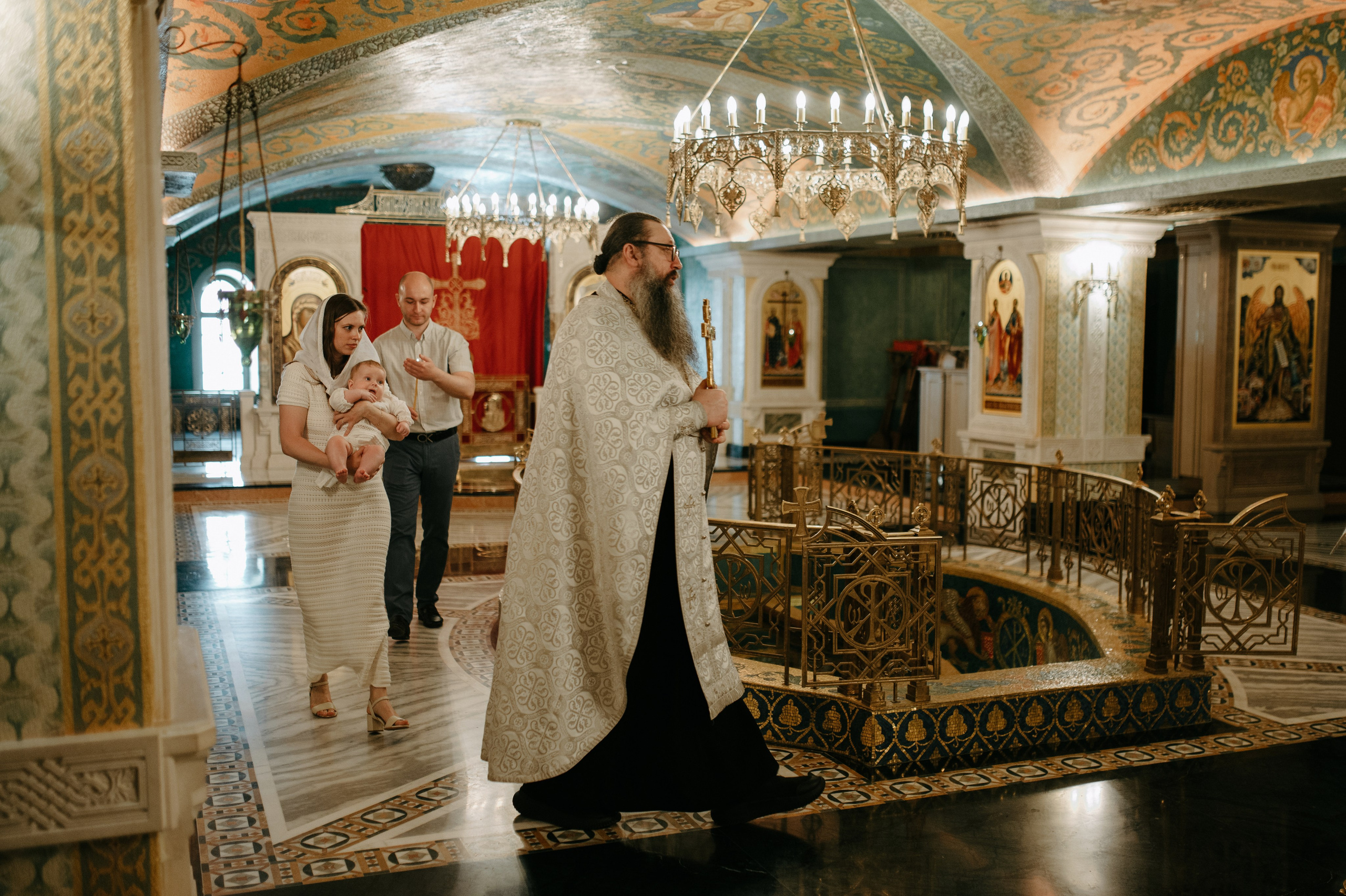 Крещение в Сретенском монастыре. Семейный и свадебный фотограф в Москве Татьяна Николаева