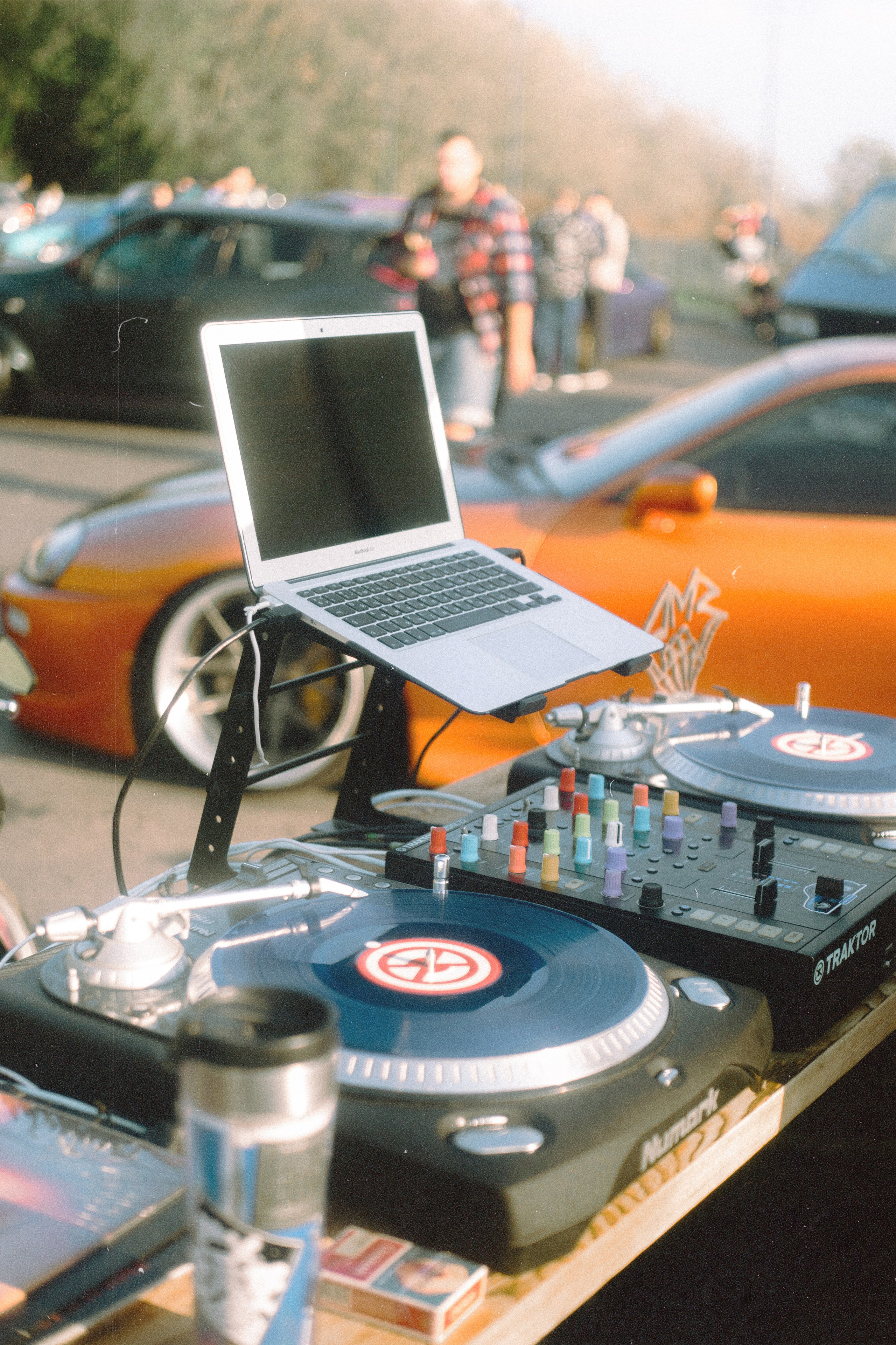 Репортажная фотосъёмка SMD Weekend в Калуге обработанные под плёнку