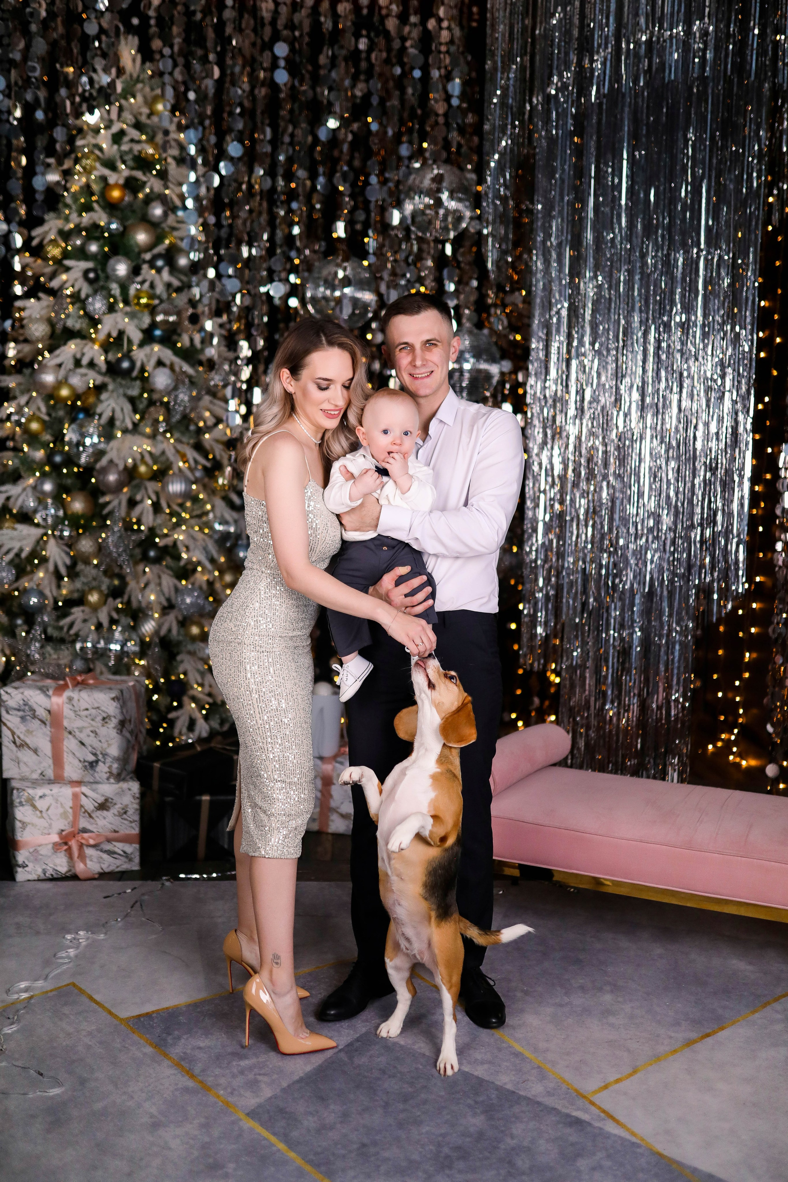 Алёна, Макс и малыш Матвей в зале Арт. ФОТОГРАФ ХАБАРОВСК АНАСТАСИЯ РАЧЕНКОВА