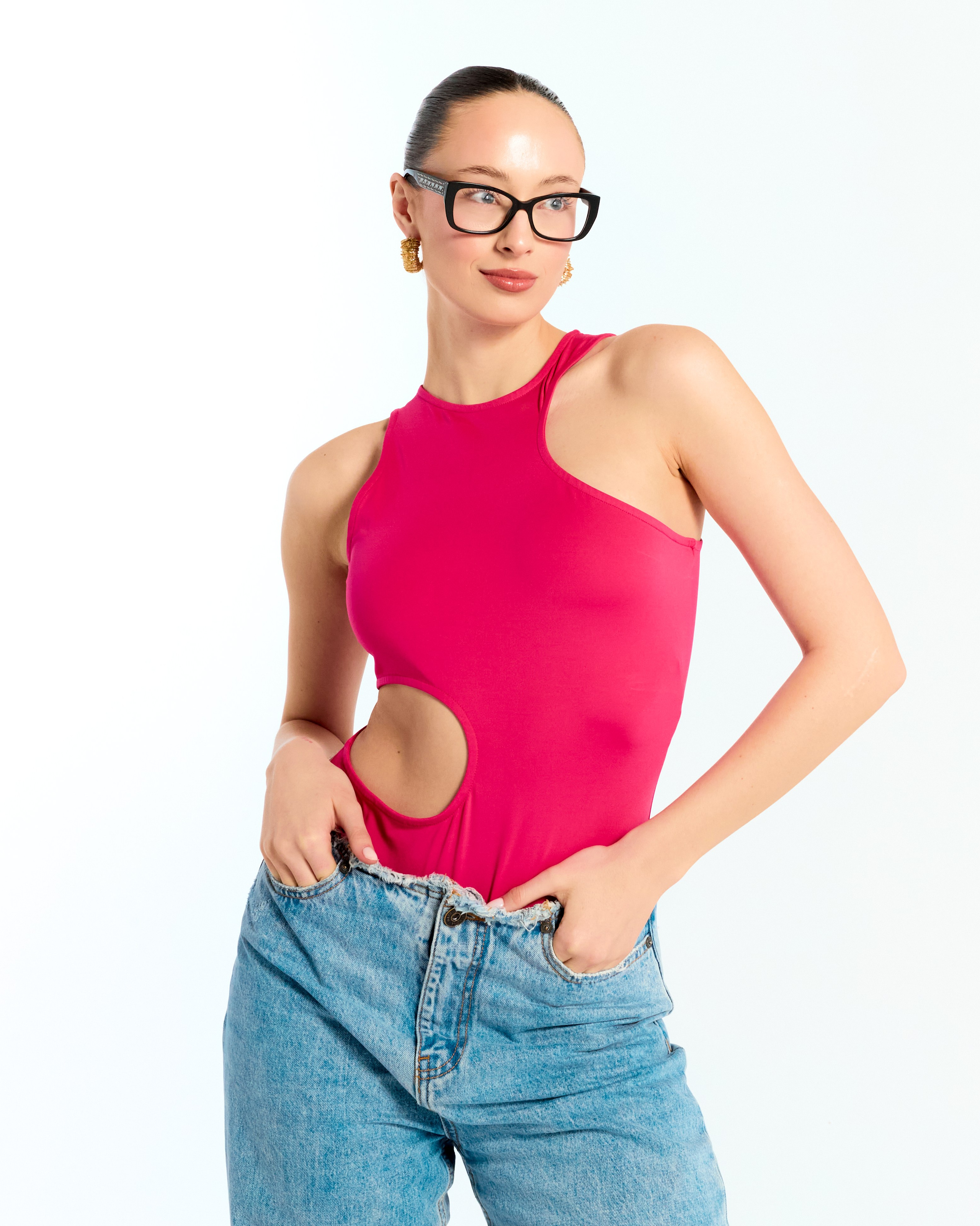 Glazburg optics. Святослав Лебедев | Рекламный фотограф — Коммерческая съемка, Арт-дирекшн, AI-интеграция