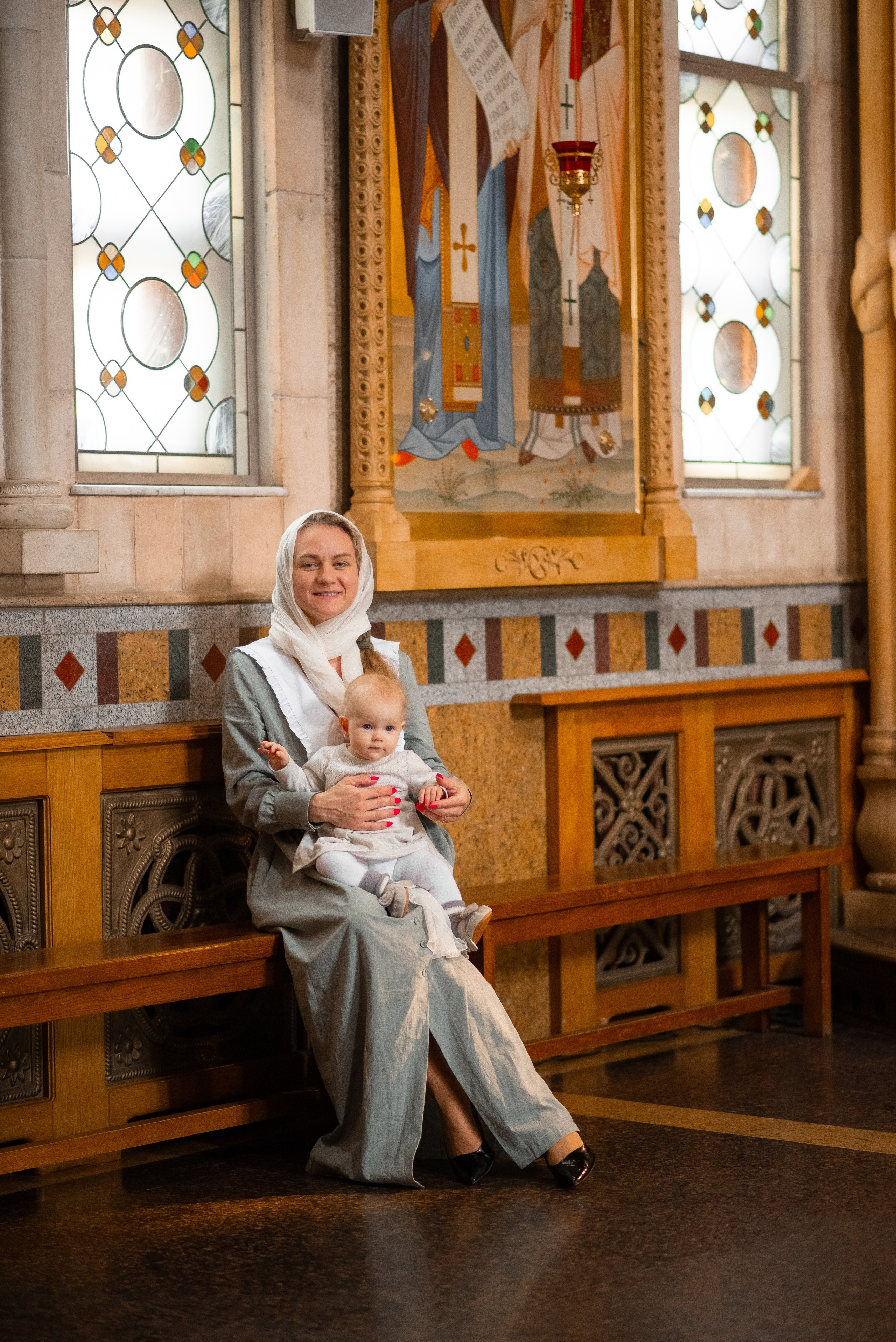 Крещение Василисы в Свято-Елисаветинском монастыре. Семейный фотограф на выписку из роддома и крещение Минск Настя Гришук