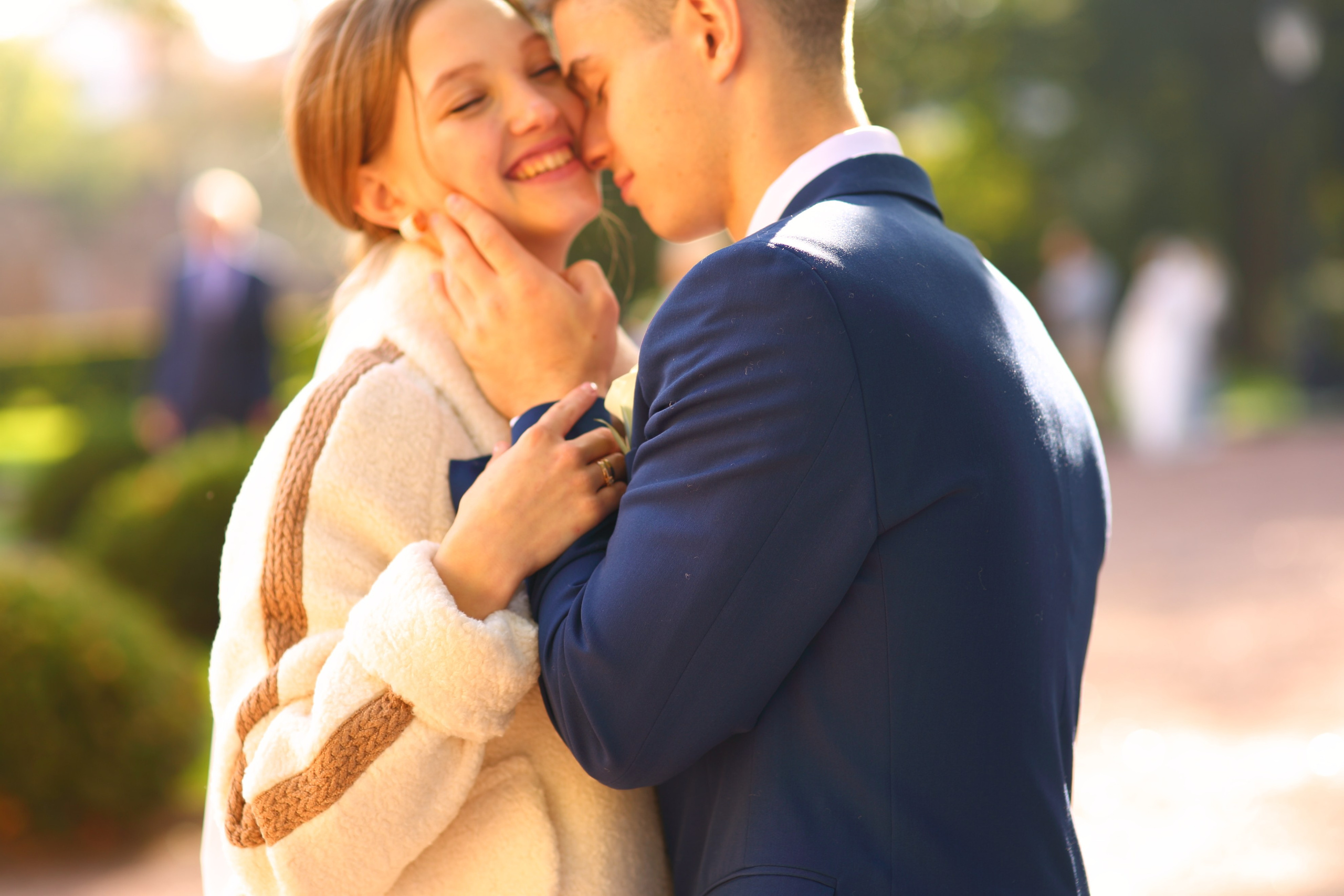 Съемка пары в осеннем городе и в студии. Свадебный и репортажный фотограф в Ярославле и Санкт-Петербурге Роман Микрюков