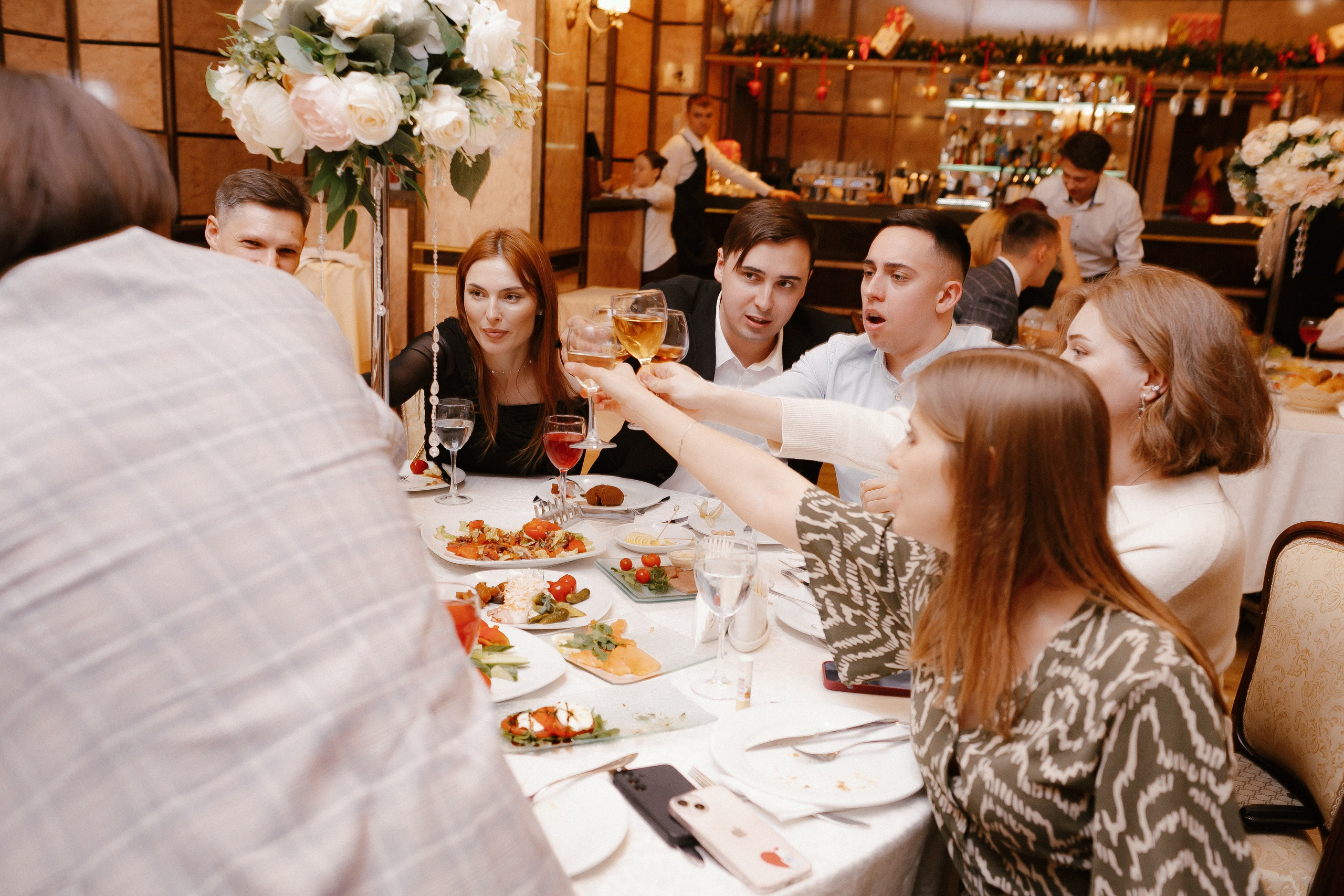 Съемка выездной регистрации в отеле. Свадебный и репортажный фотограф в Ярославле и Санкт-Петербурге Роман Микрюков
