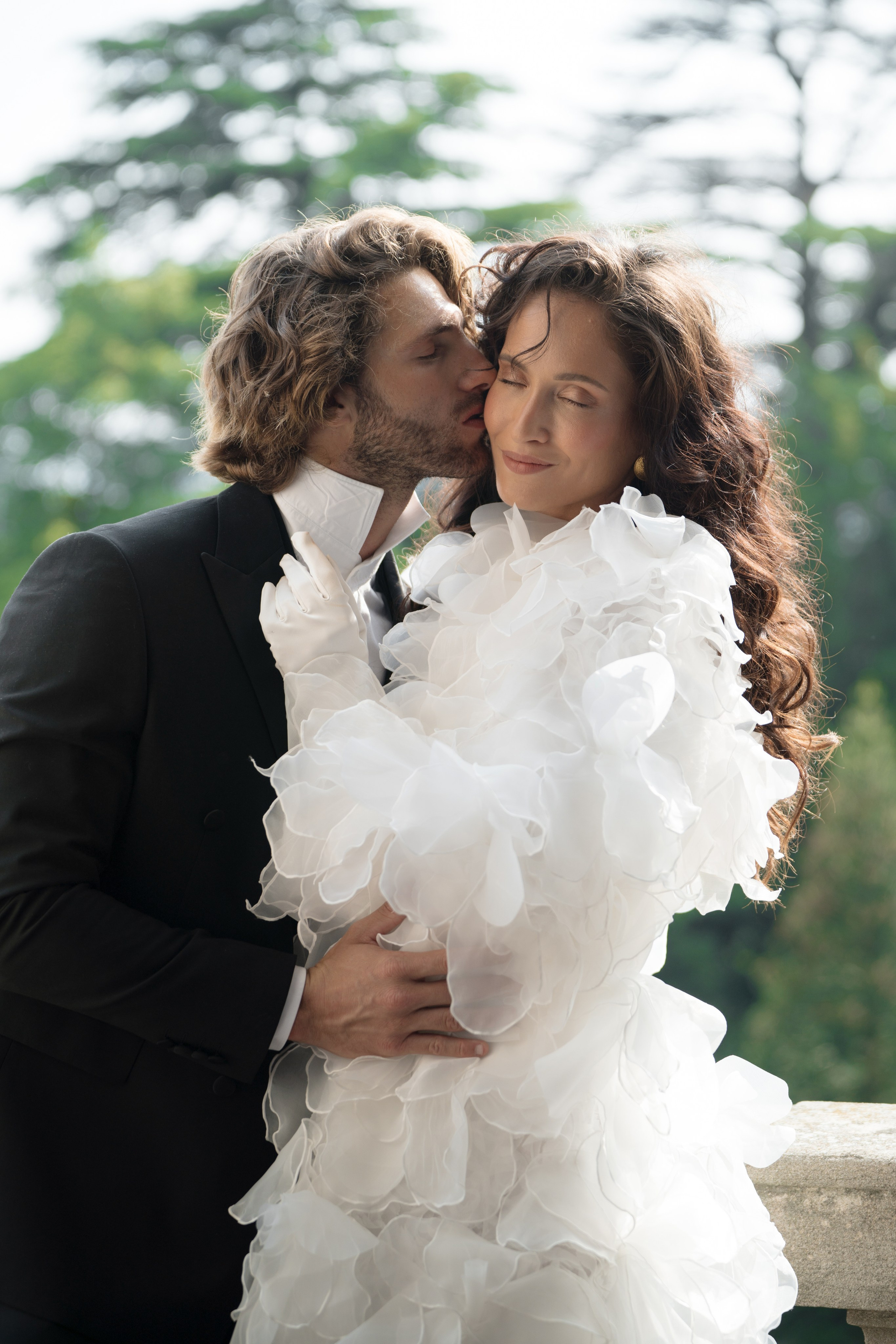 Bridal & Event Beauty | Olga Akhremenko — Wedding Hair & Makeup in Europe. Hair & Makeup Artist in Europe | Olga Akhremenko