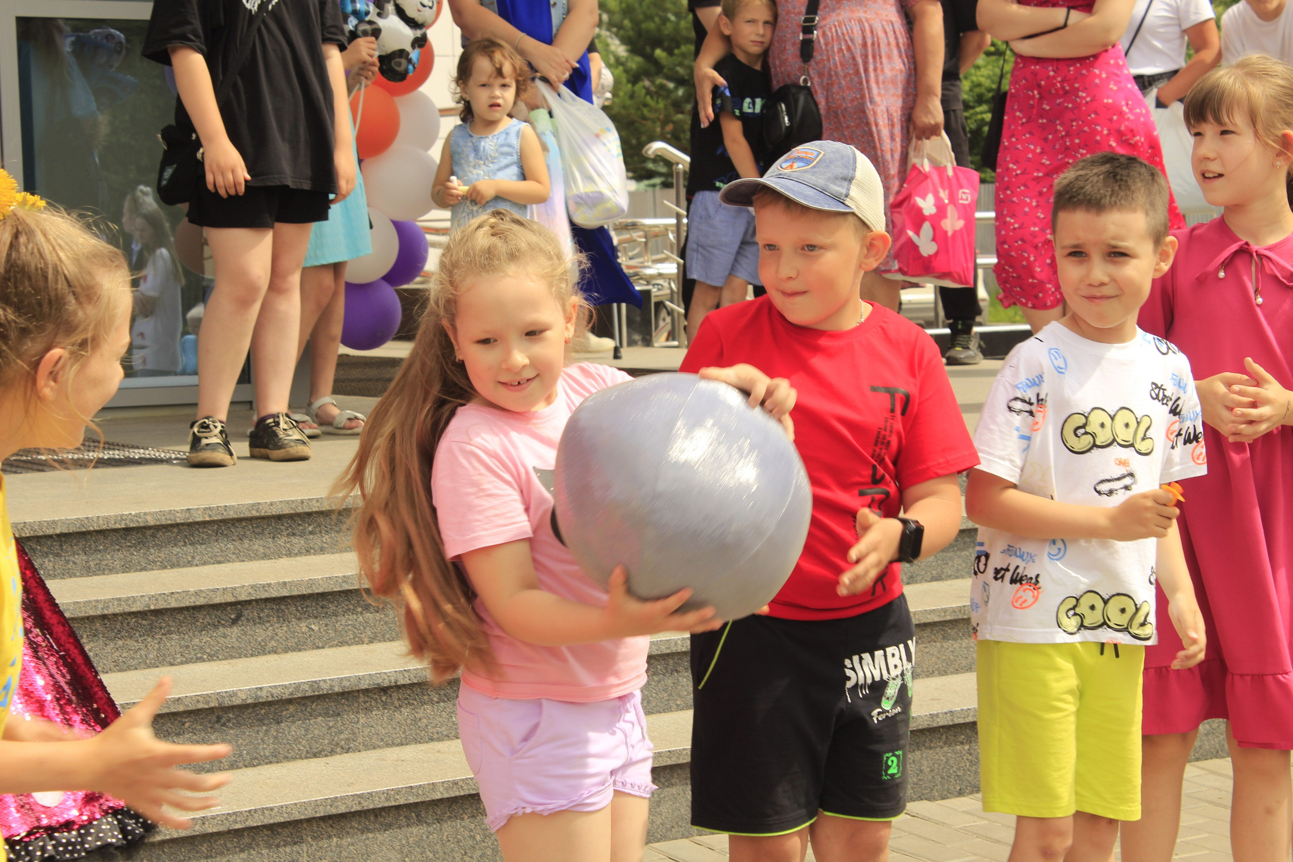 Год с открытия ТЦ Талисман. Лиза Рязанцева