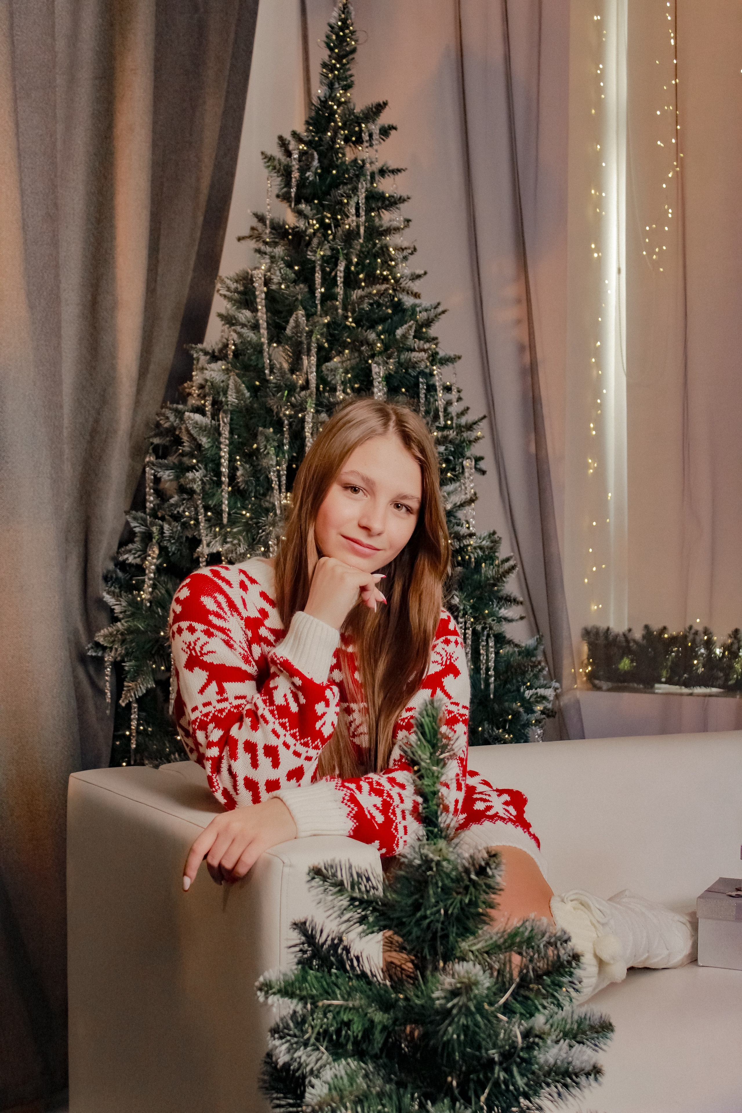 8 класс Новогодняя 2024. Лиза Рязанцева