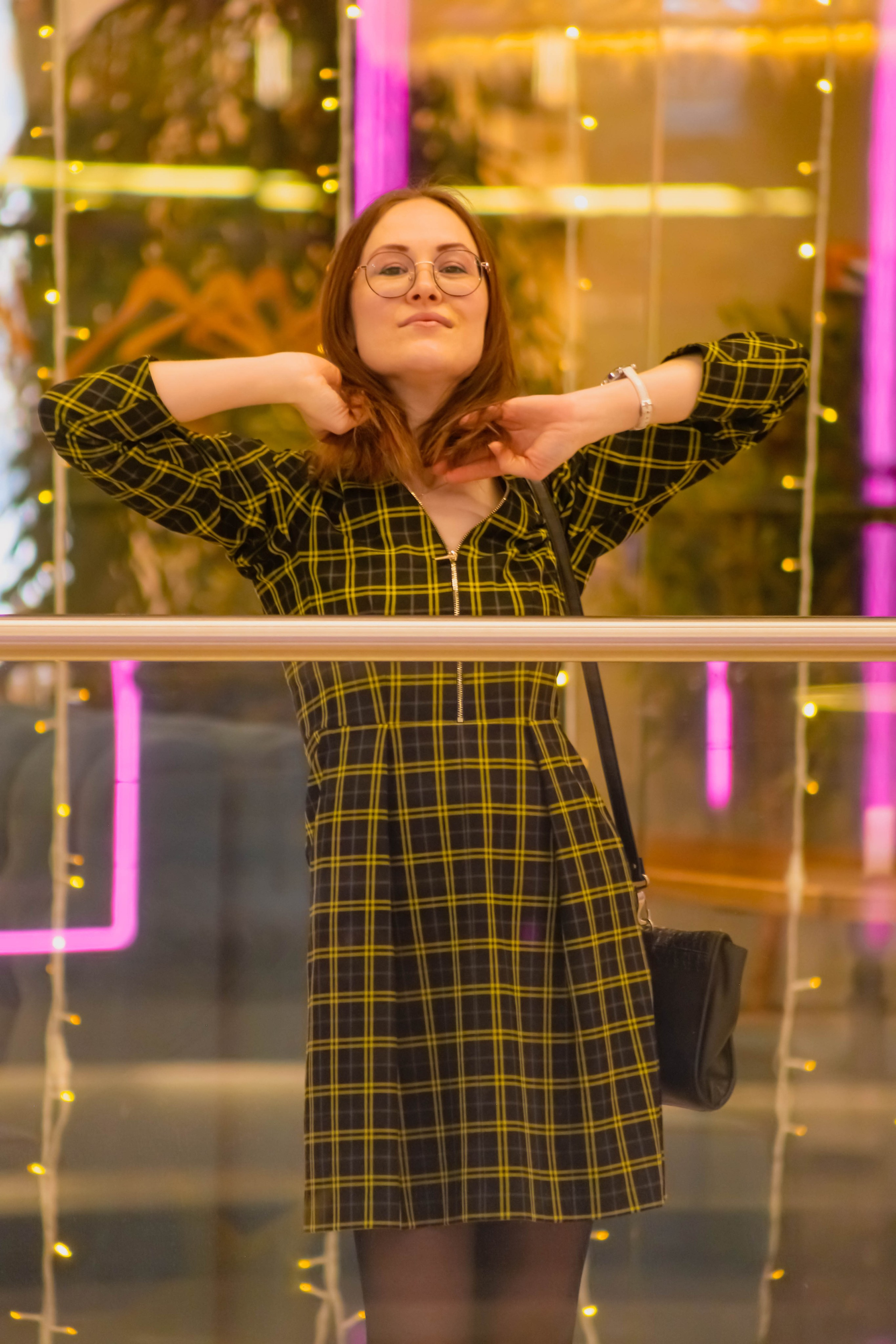 Маша в торговом центре. Фотограф Пермь. Фотосессия в фотостудии Перми и на свежем воздухе