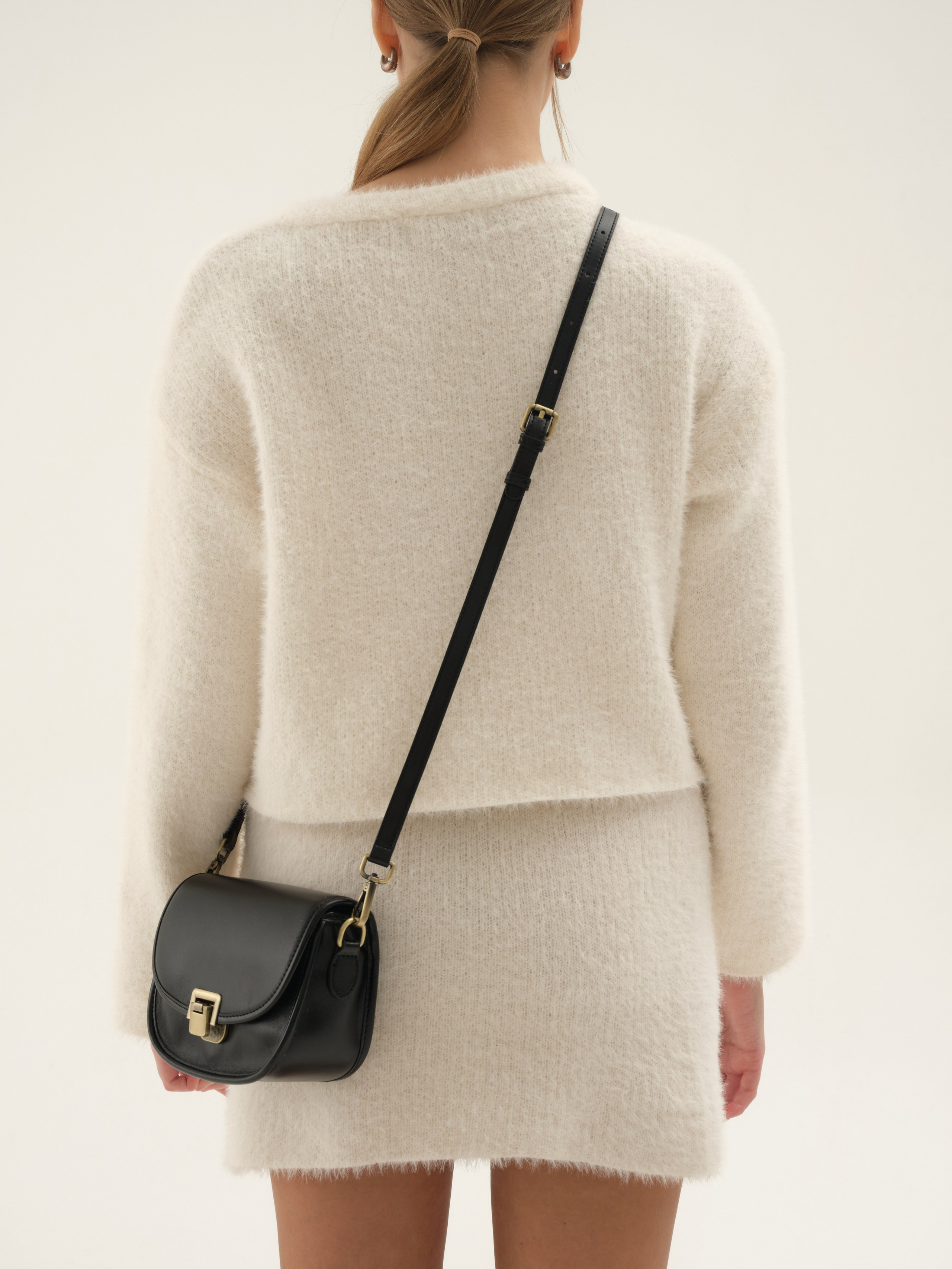 Съемка для маркетплейса, сумки / фотоаппарат. Привет) Меня зовут Анита и я фотограф из Сургута