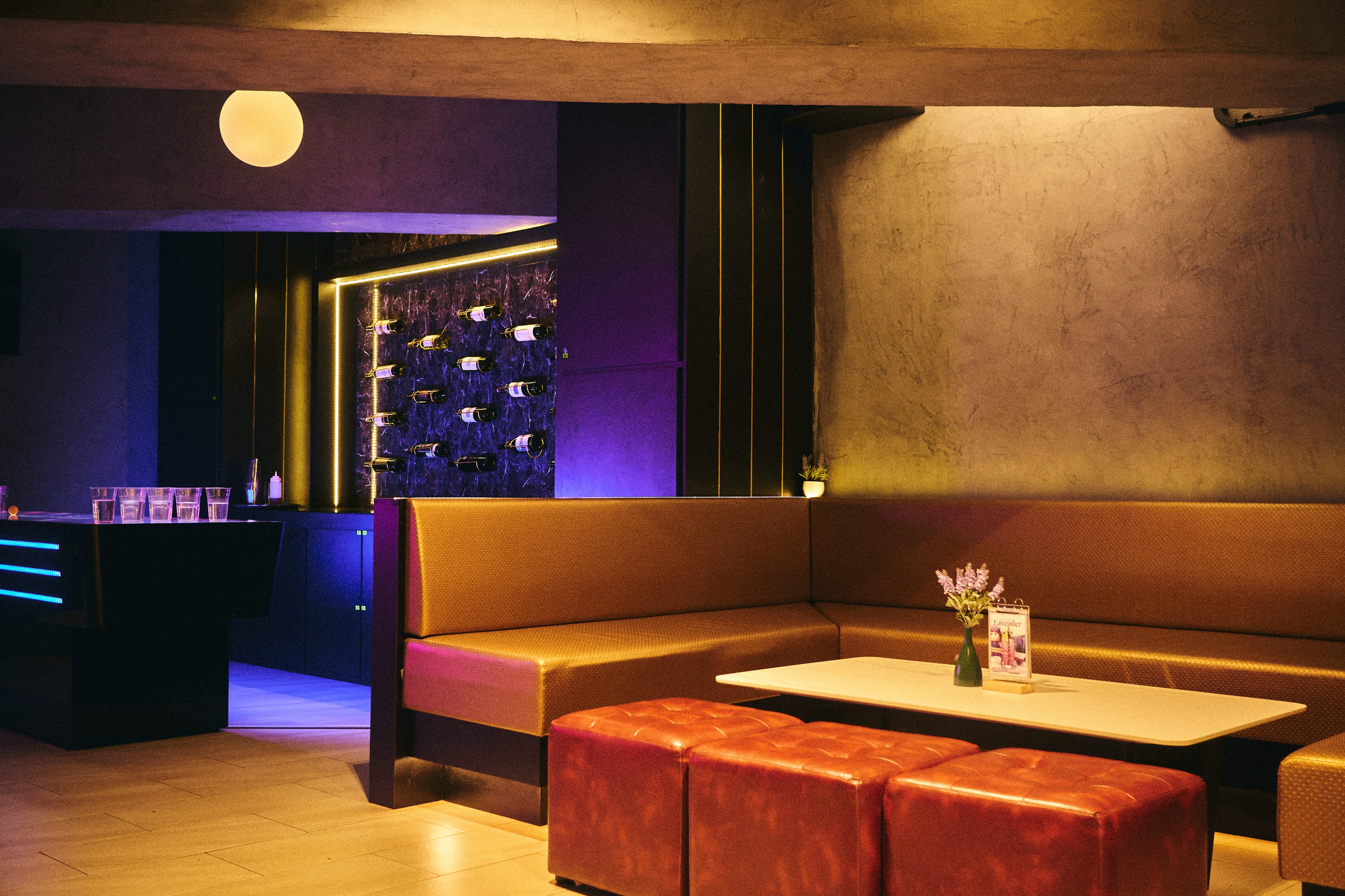 Lavender Mansion. See the moment and catche. commercial and reportage