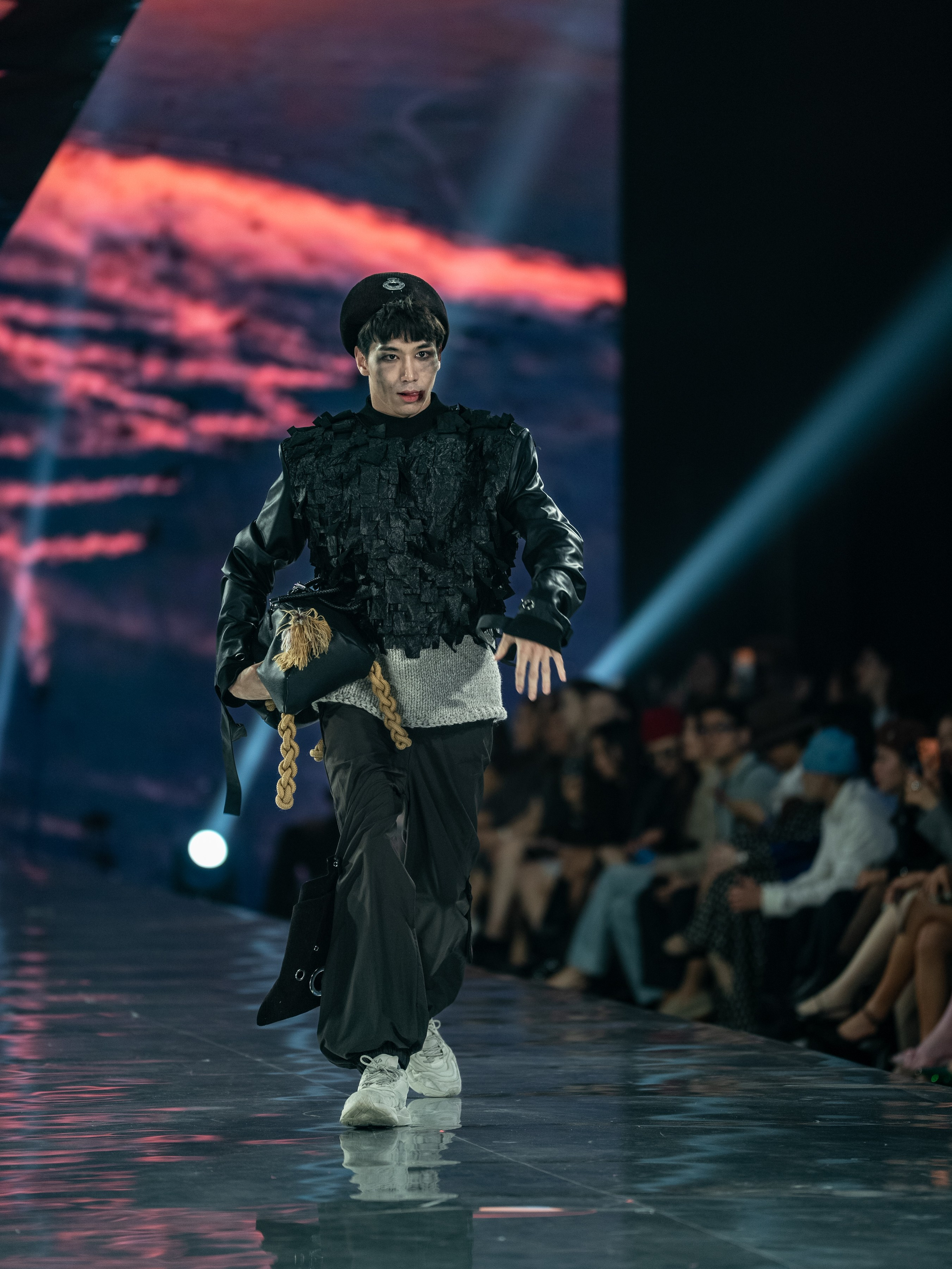 Visa Fashion Week Almaty Pre-Fall 2026 GAZHAIYIP. Сайт Алматинского НЮ АРТ, будуар и фэшн фотографа Дениса Карпенко