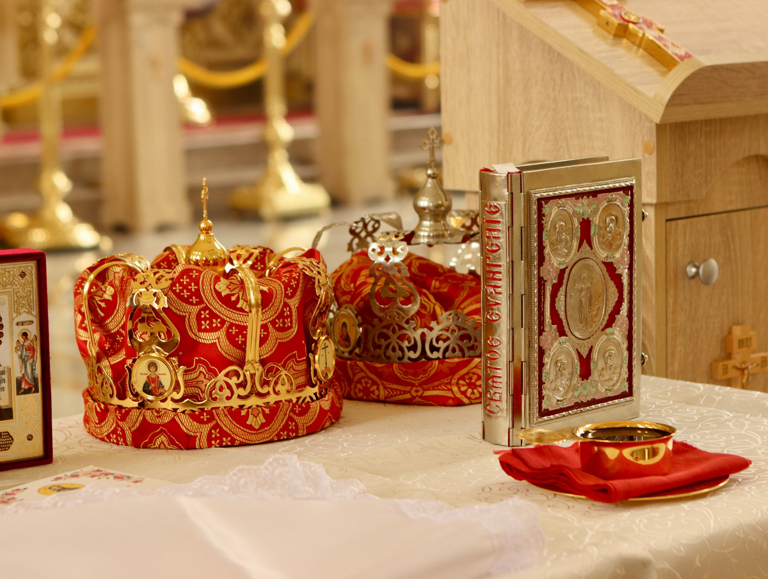 Екатерина и Александр — таинство венчание. Фотограф в Курске Смирнов Евгений