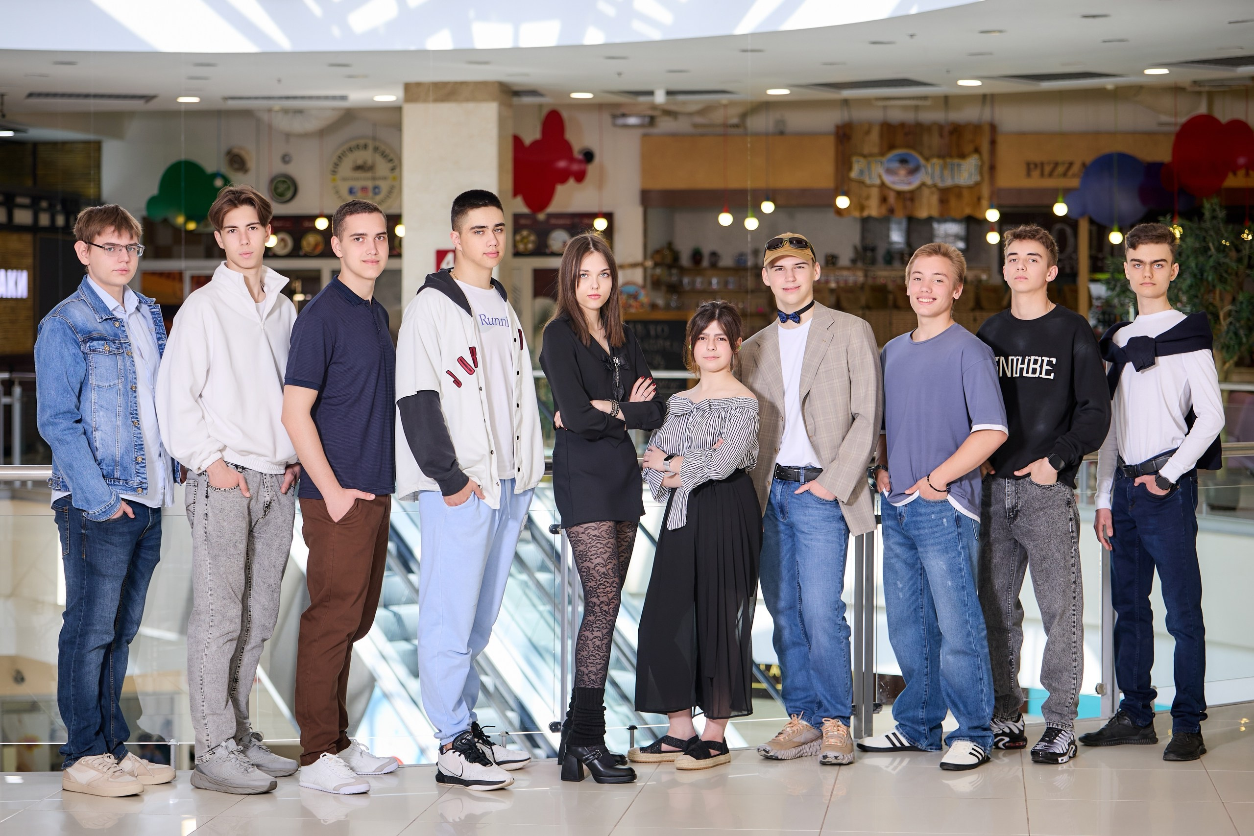 ШКОЛЬНИКИ. «ДОНЕЦК-СИТИ». Фотограф Татаринов Андрей (Донецк / Макеевка)