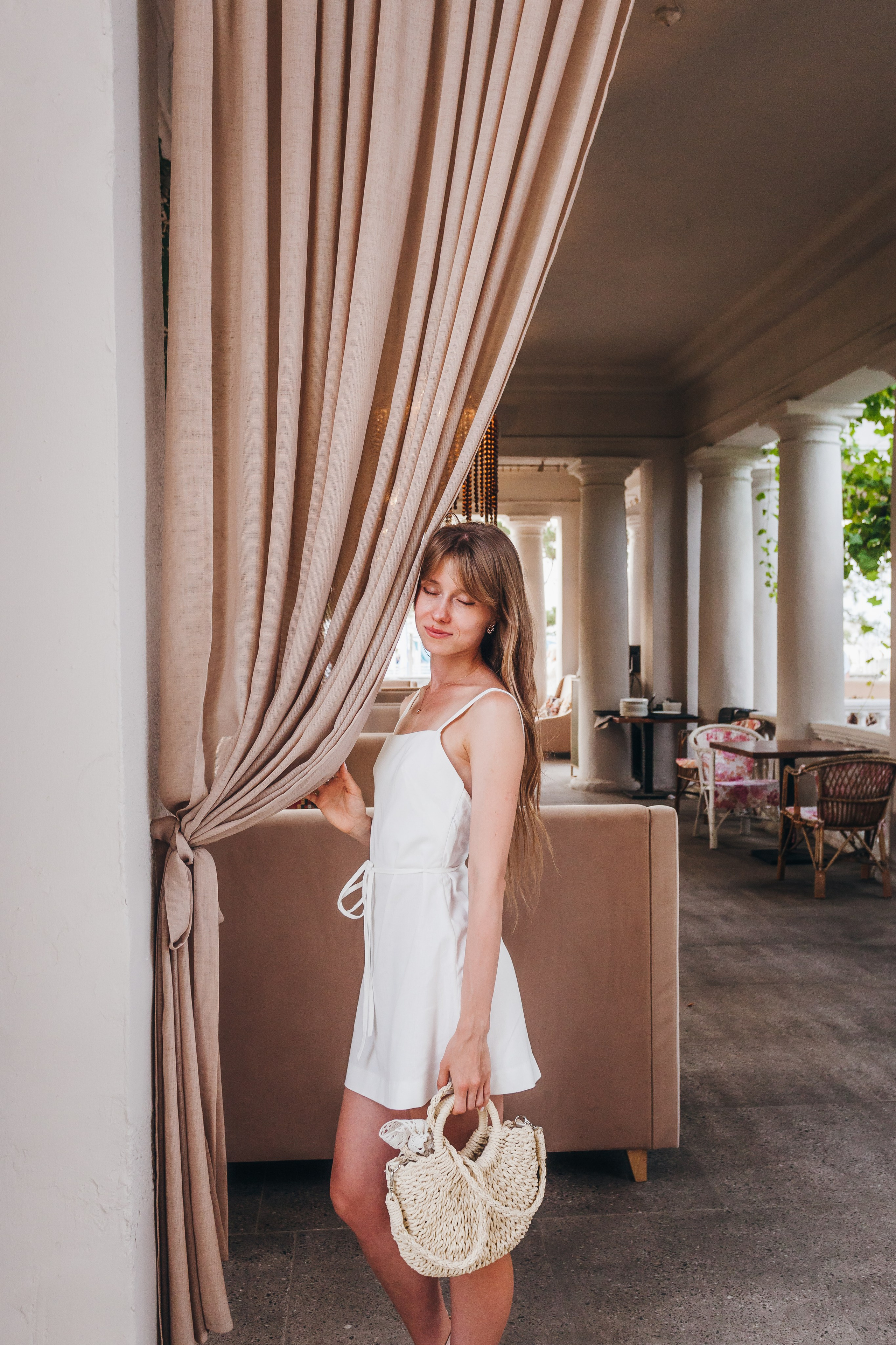 День рождение в уютном ресторане. Фотограф Денис Денисов