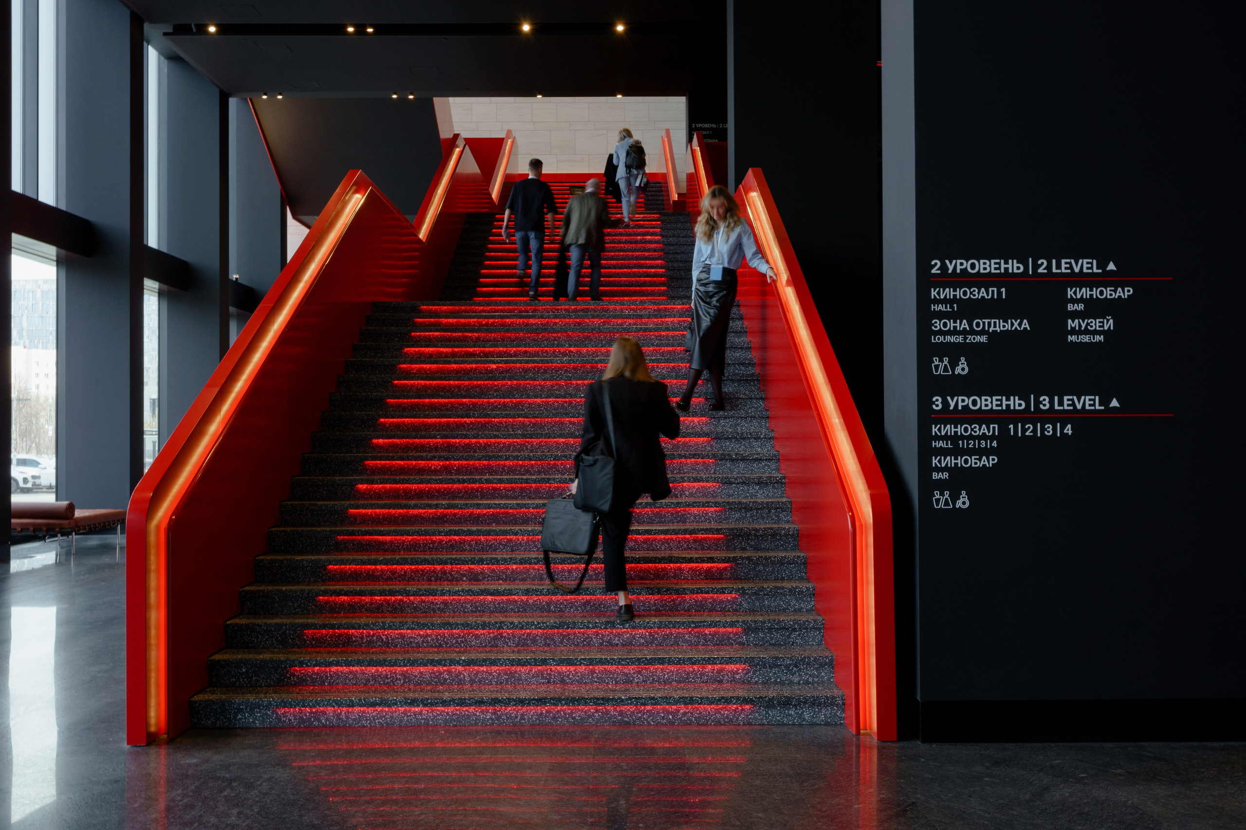 Репортажный фотограф Сергей Дружинин в Москве