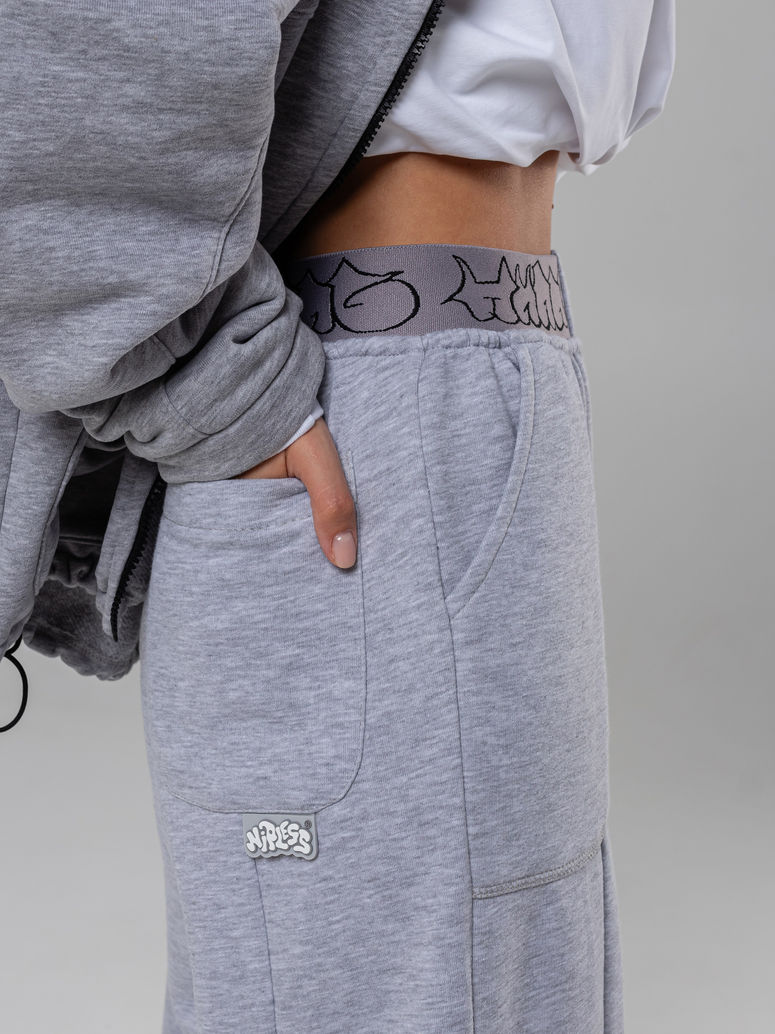 Худи и штаны. Фотограф в Краснодаре Арина Кудряшова