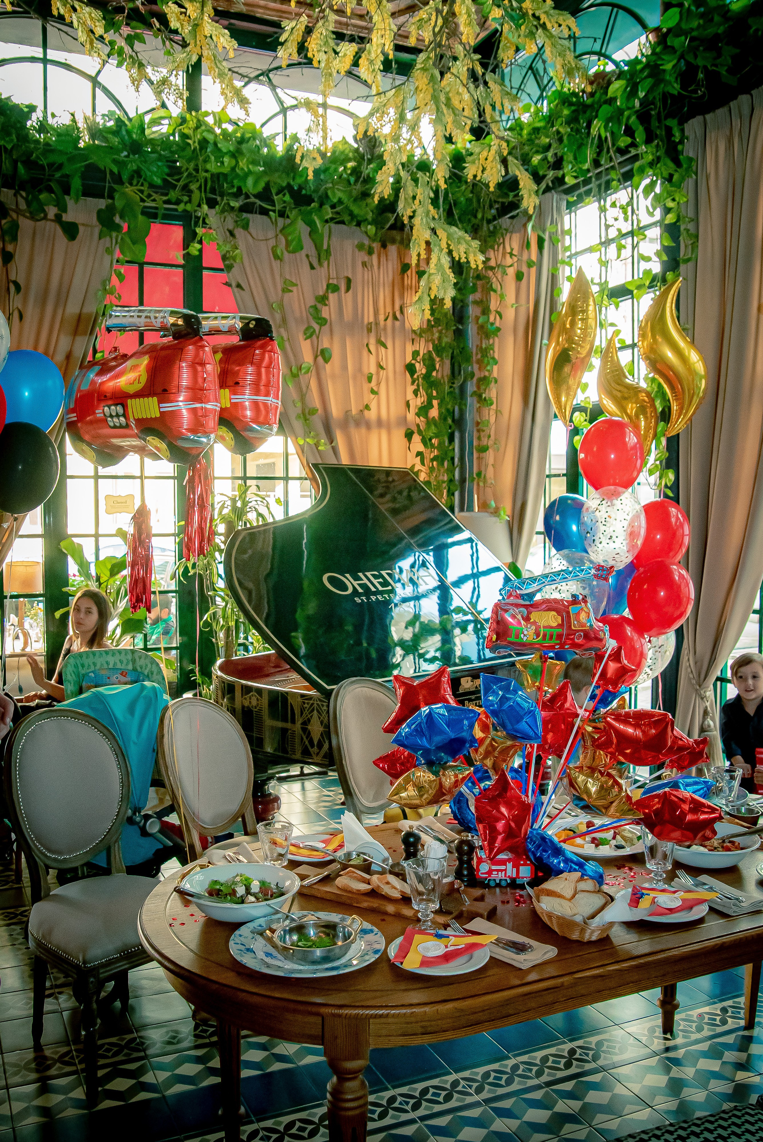 День Рожденья. Max Matvich and Victoria Basova are professionals in their field