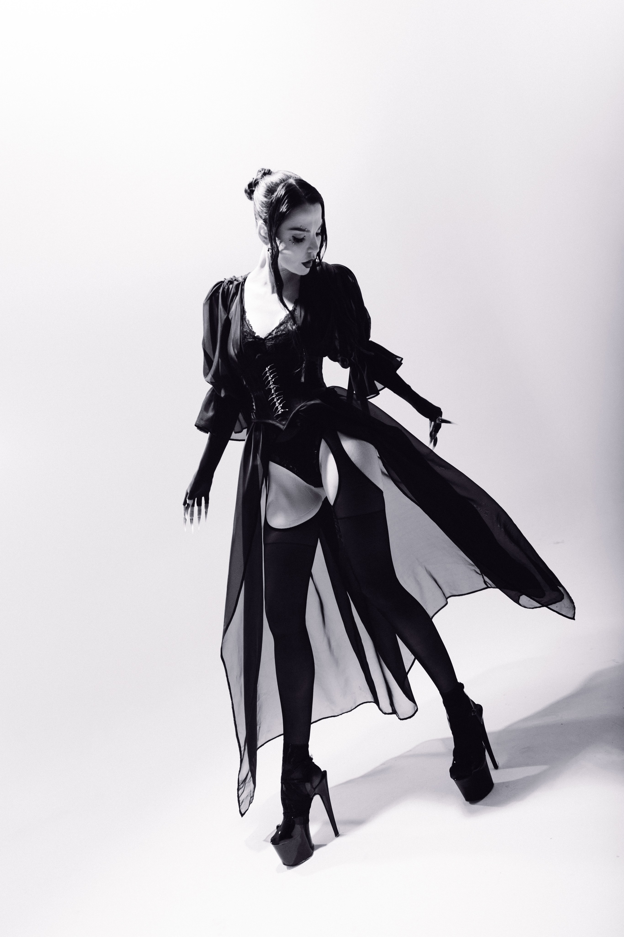 Креативное портфолио. Fashion фотограф-видеограф в Санкт-Петербурге Никита Белан