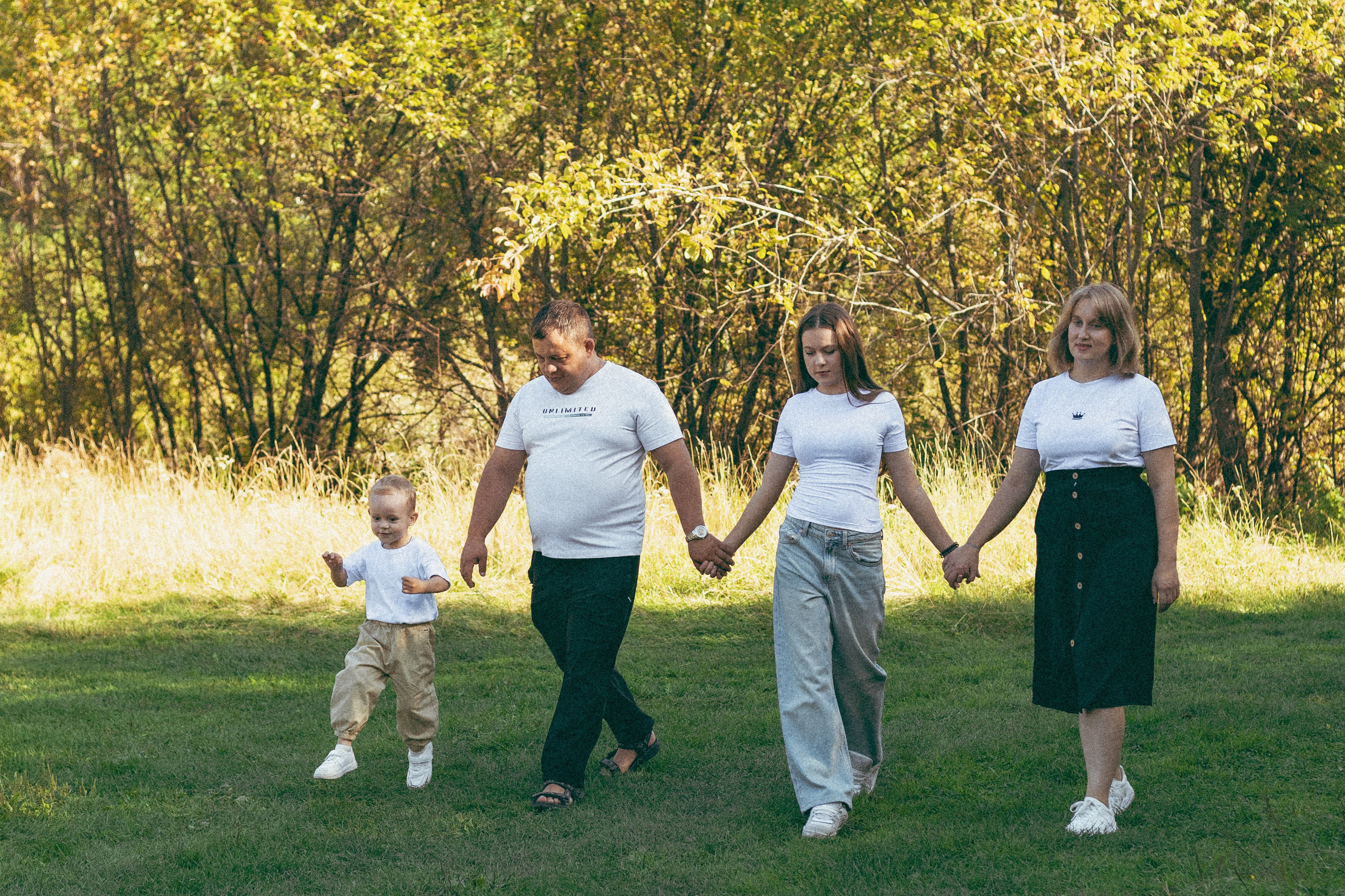 Семейная фотосессия на природе в Ангарске. Фотограф Ангарск Александра Зарубина