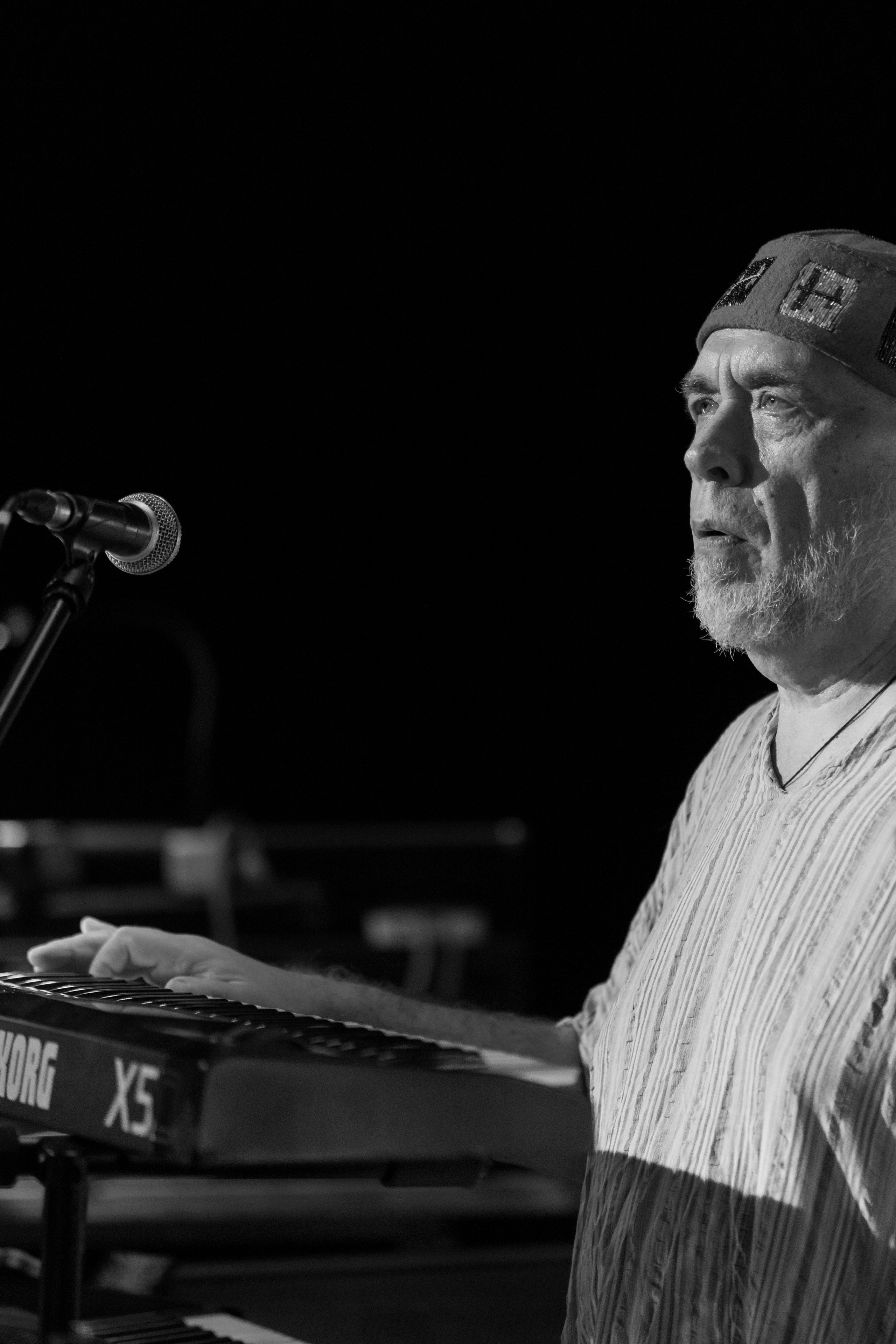 АукцЫон 27.02.2026. Портретный фотограф в Санкт-Петербурге Вадим Корнеев