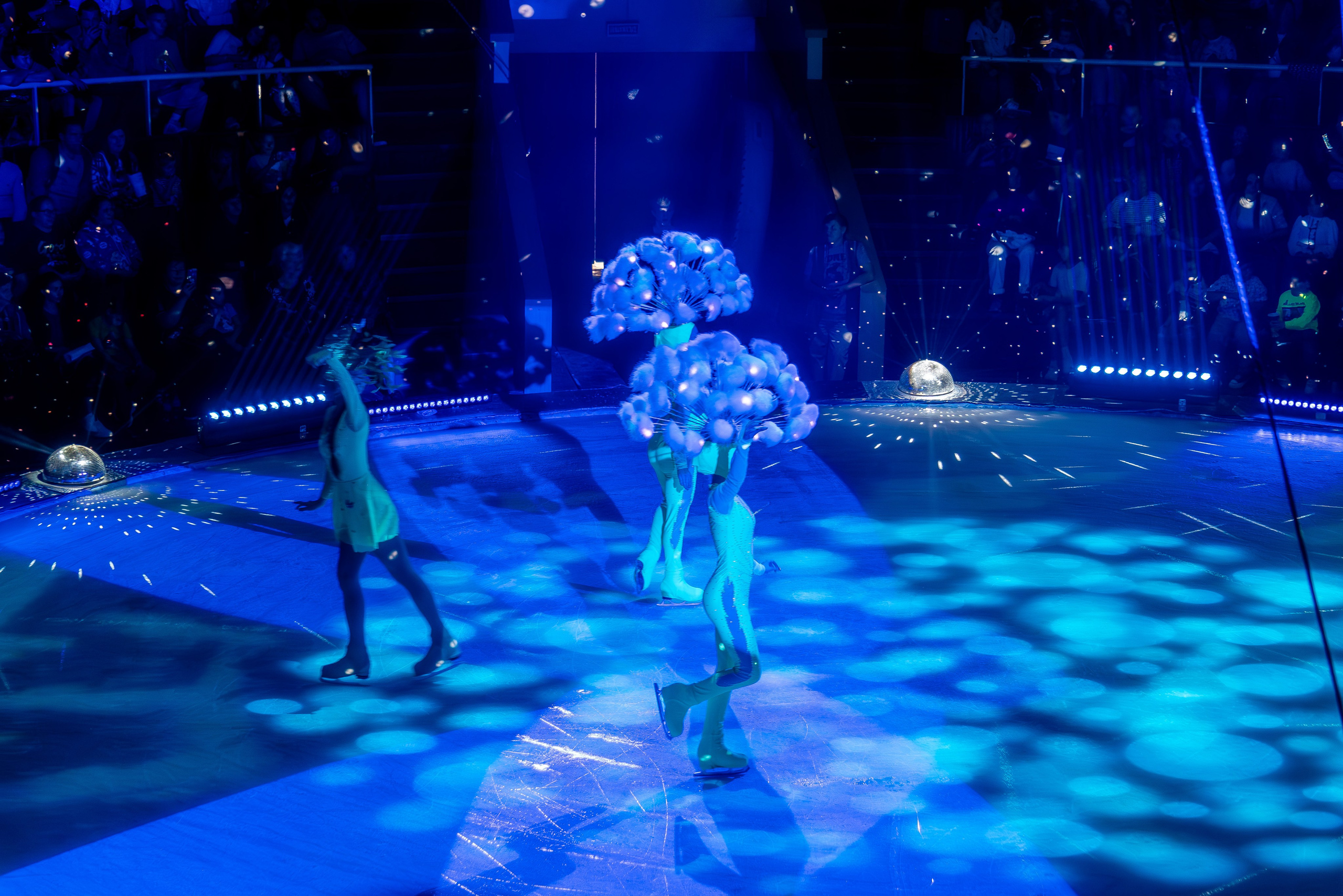 Цирк на льду «Айсберг» в Луганске. Фотограф в РФ и ЛНР Юлия Федосеева