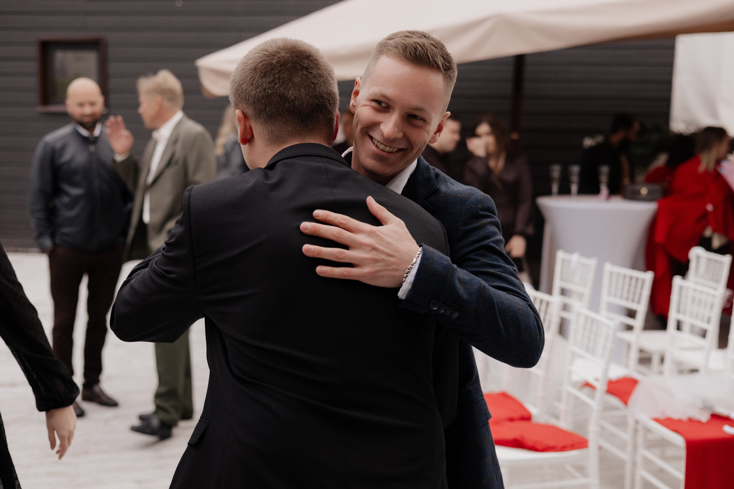 Аня и Саша. Свадьба в Юдино парк. Свадебный и портретный фотограф в Москве Анастасия Масюк