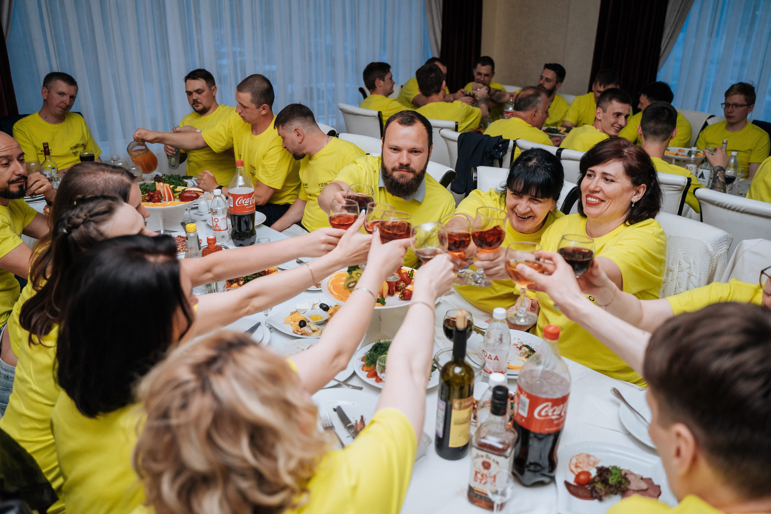 Yes Holding. Свадебный фотограф в Симферополе