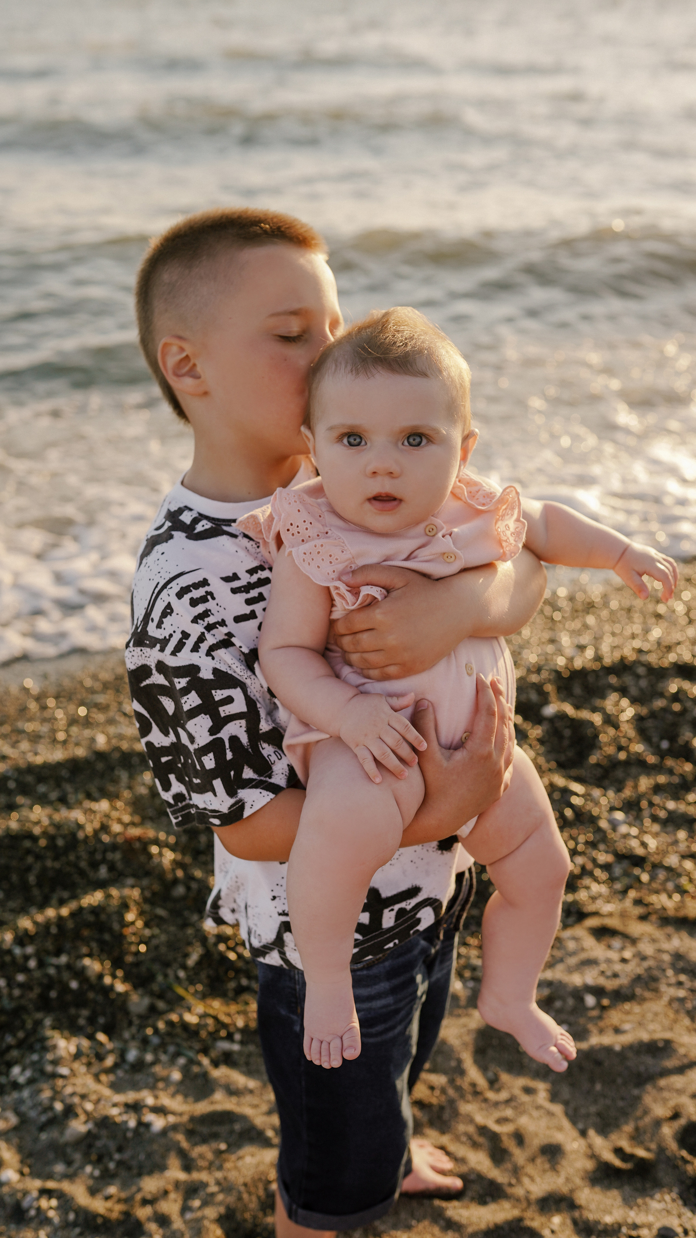 Виолетта, Николай, Родион, Арина. Милана Довгаль - семейный фотограф и видеограф  в Адлере и Сочи