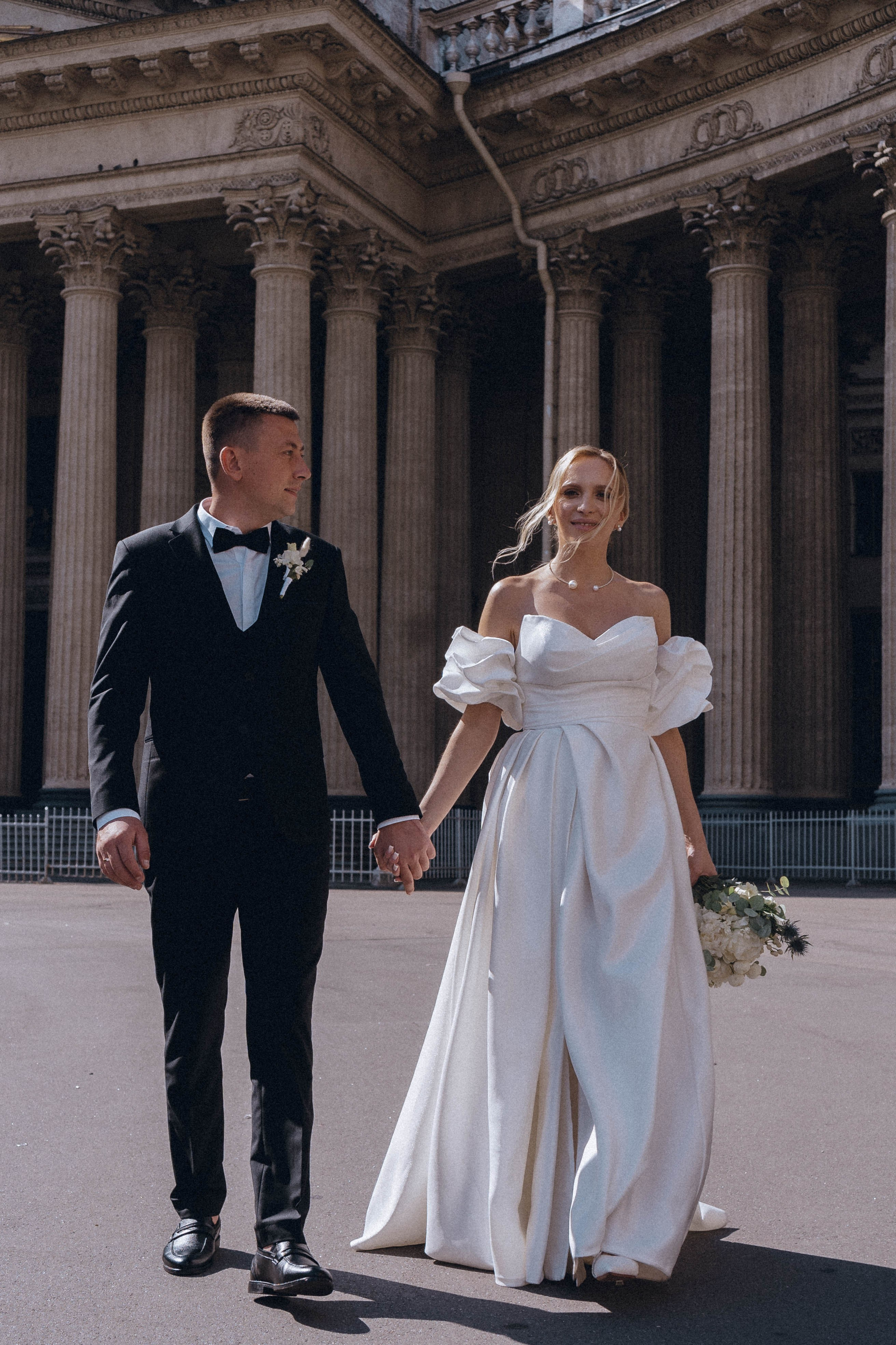 СВАДЕНБНАЯ СЬЕМКА НА КАТЕРЕ ПО КАНАЛАМ САНКТ-ПЕТЕРБУРГА И В АКВАТОРИИ НЕВЫ. Профессиональный фотограф, Санкт-Петербург — Виктория Богомолова