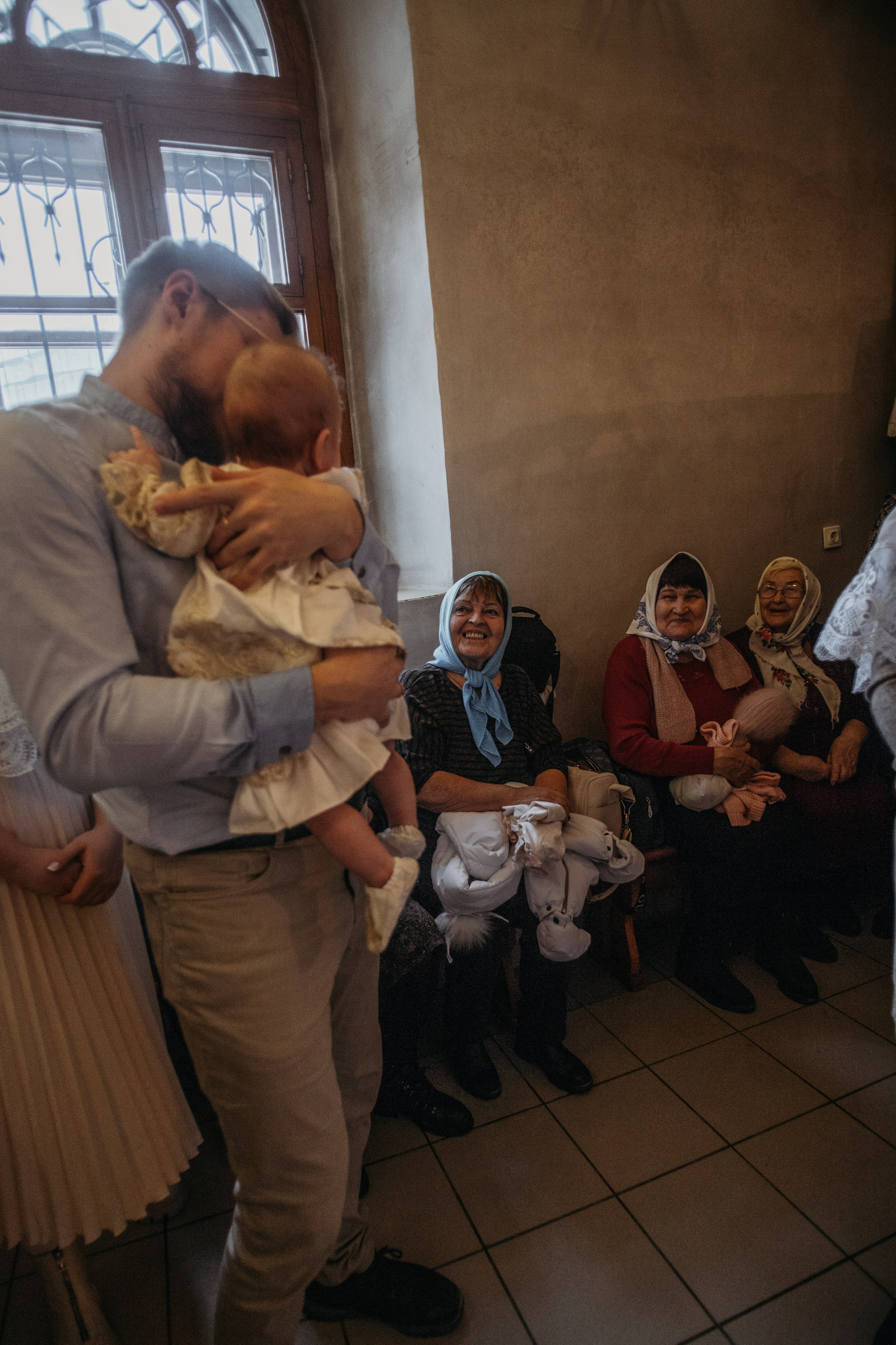 Крещение Аглаи. Венера Гайн. Репортажный фотограф  Тюмень. Обучение фотографии с 0