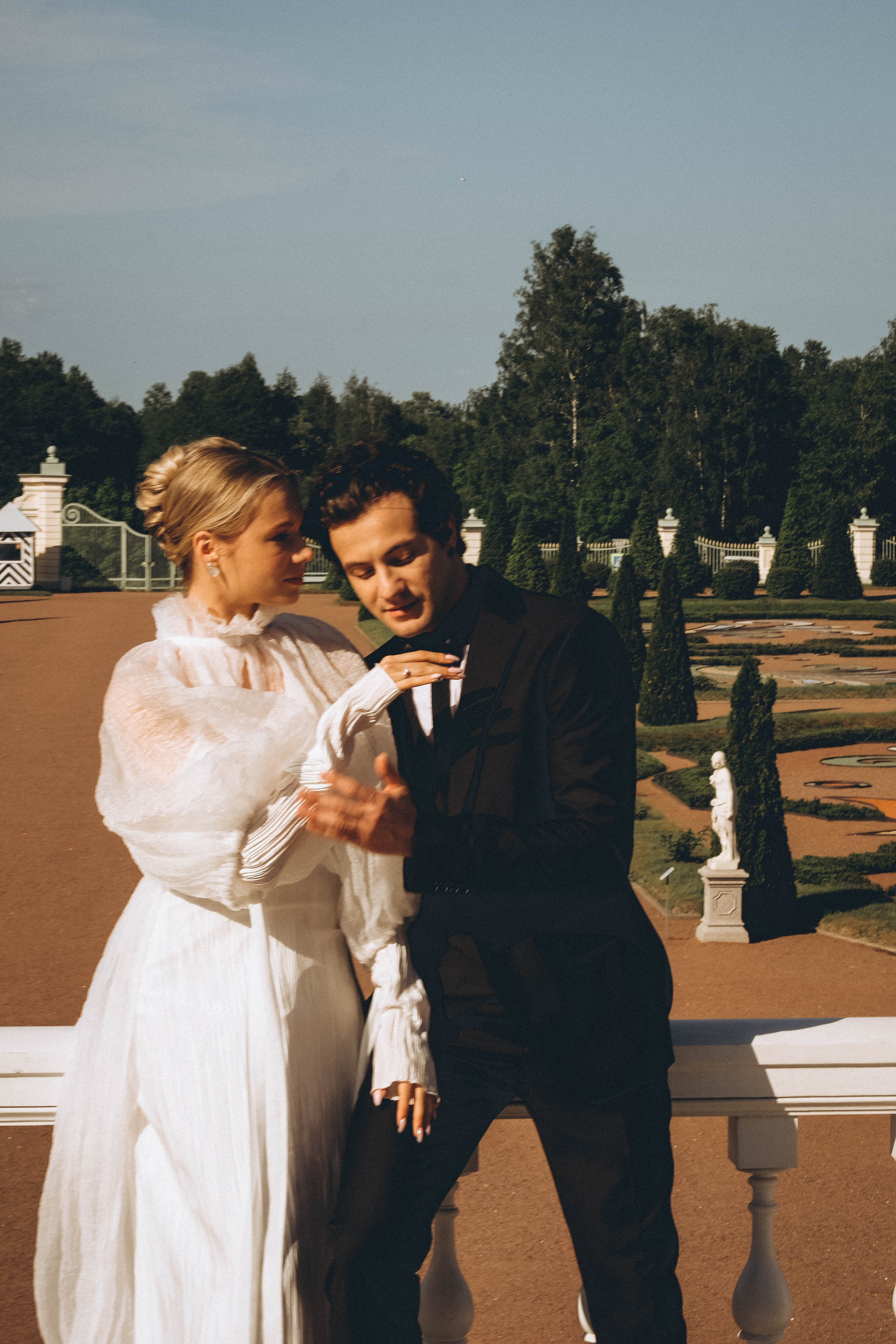 СВАДЕБНАЯ СЬЕМКА В ПАРКЕ ОРАНИЕНБАУМ. Профессиональный фотограф, Санкт-Петербург — Виктория Богомолова