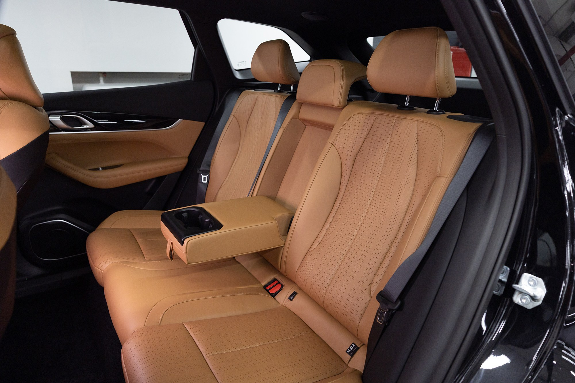 Geely Atlas 1.5T DCT (174 л. с.). Автосалон «Х-Авто»