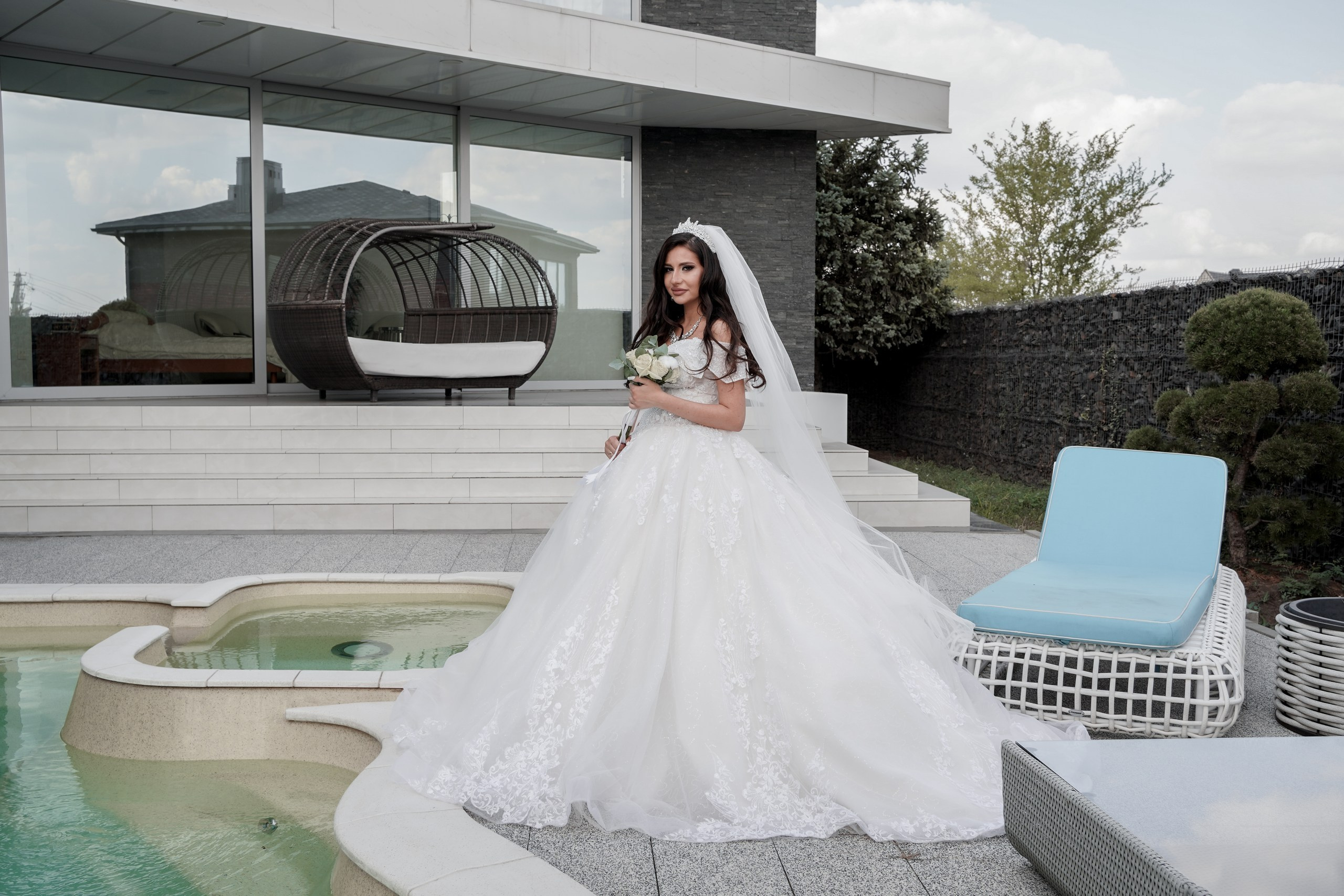 Фотосессия на Вилле Рублева. Фотограф Ростов-на-Дону. Екатерина и Юрий. Свадебный фотограф в Ростове-на-Дону. Таинство Крещения и Венчания, семейные фотосессии. Алёна Чёботова