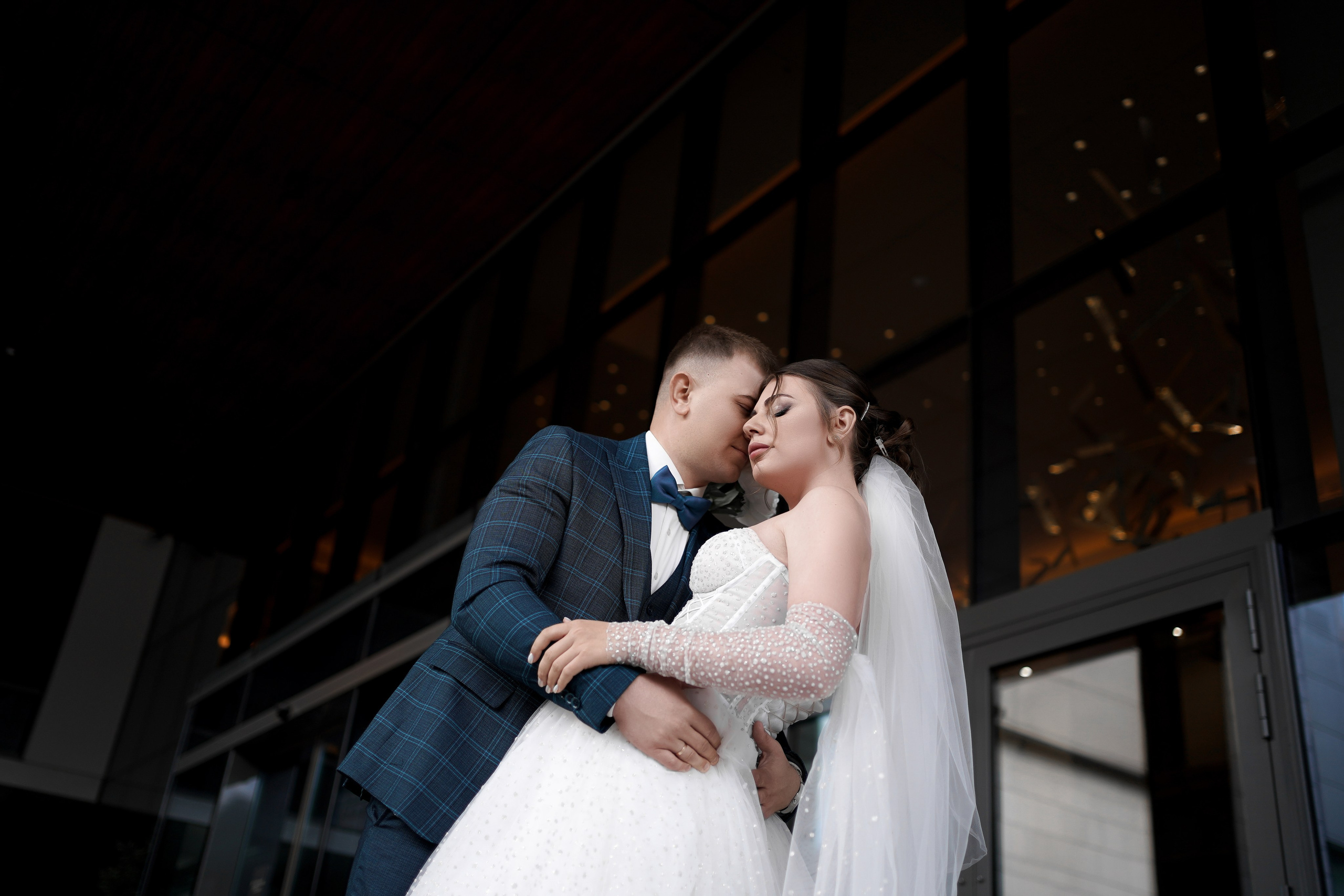 Свадебная фотосессия в отеле Хаятт. Свадебный фотограф в Ростове-на-Дону. Таинство Крещения и Венчания, семейные фотосессии. Алёна Чёботова