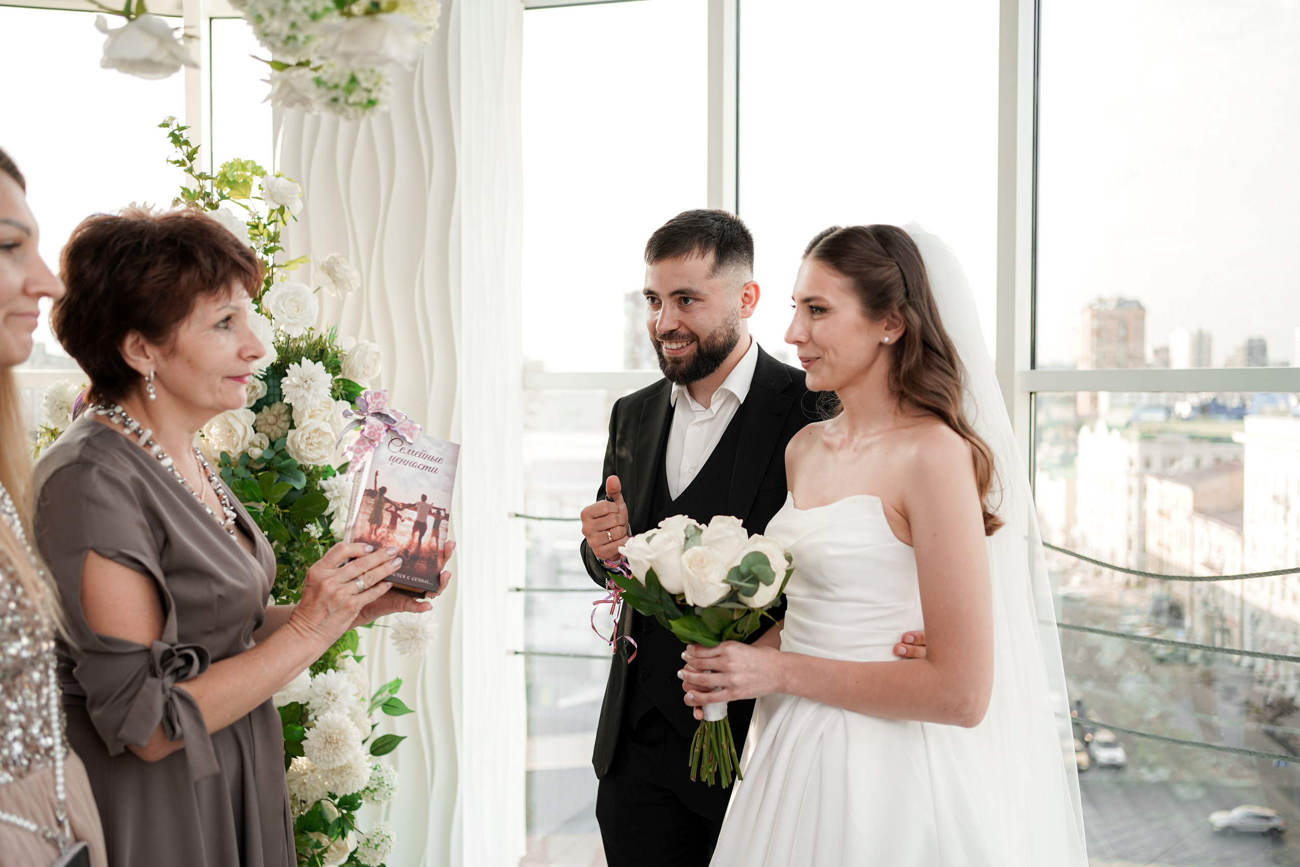 Банкет в ресторане «Европа». Свадебный фотограф в Ростове-на-Дону. Таинство Крещения и Венчания, семейные фотосессии. Алёна Чёботова