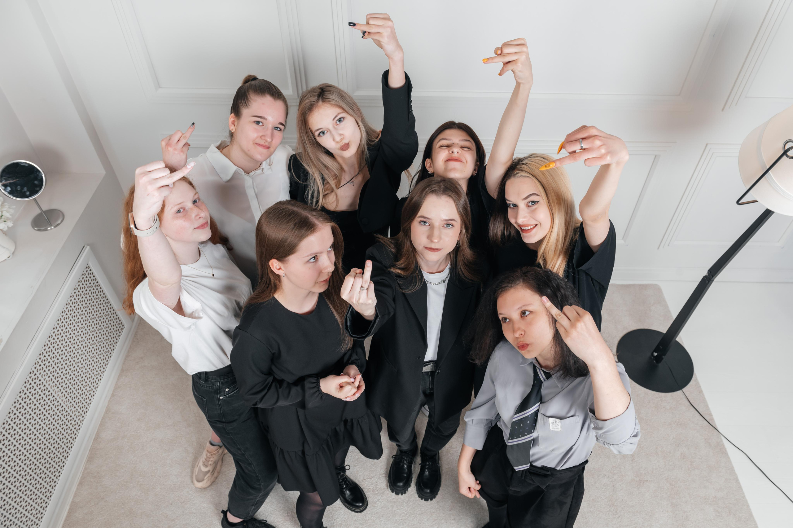 Старшие классы. Современные выпускные альбомы в Новосибирске