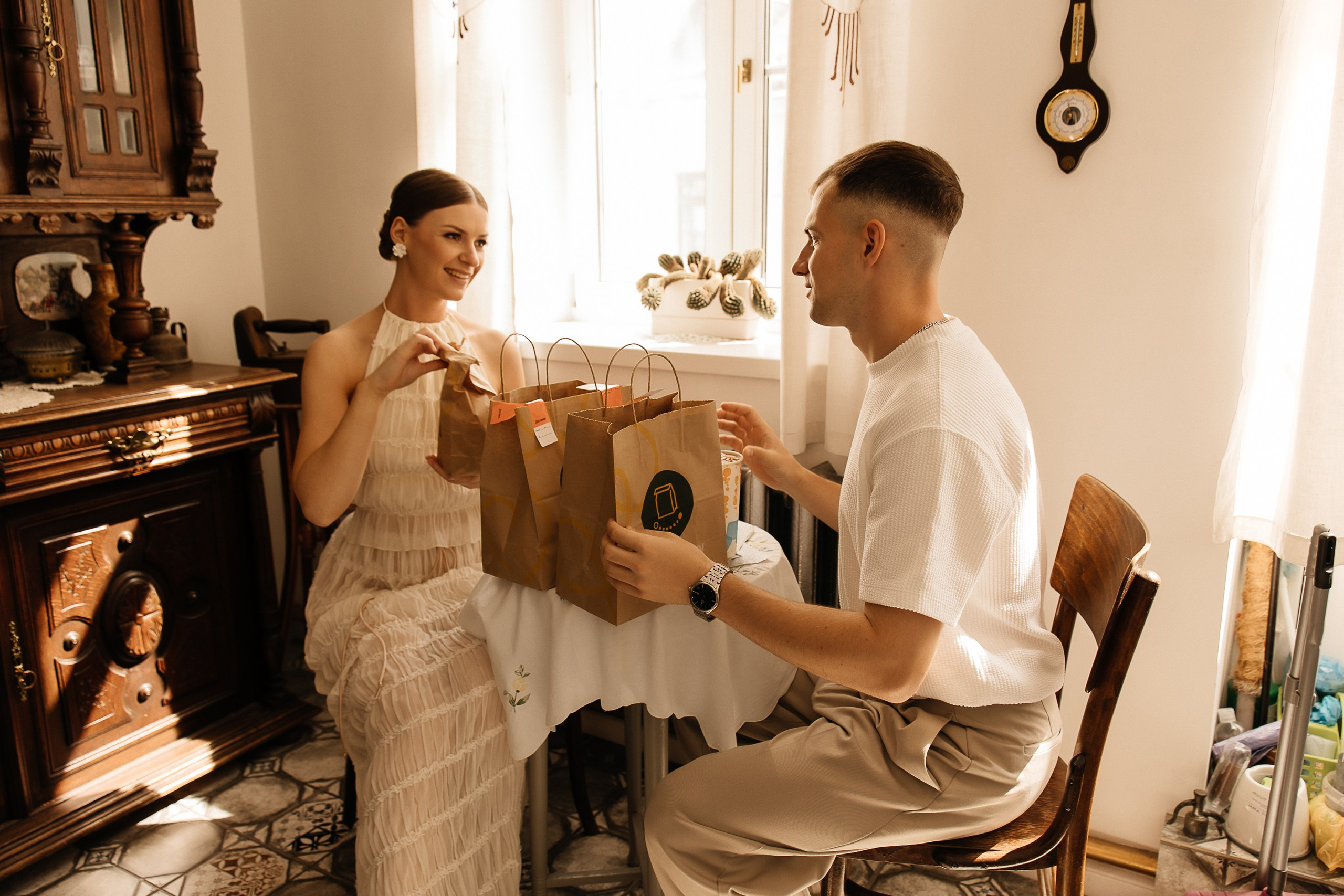 Свадьба в ретро-квартире. Свадебный и семейный фотограф Виолетта Сидельникова. Краснодар, Россия, Беларусь, Европа
