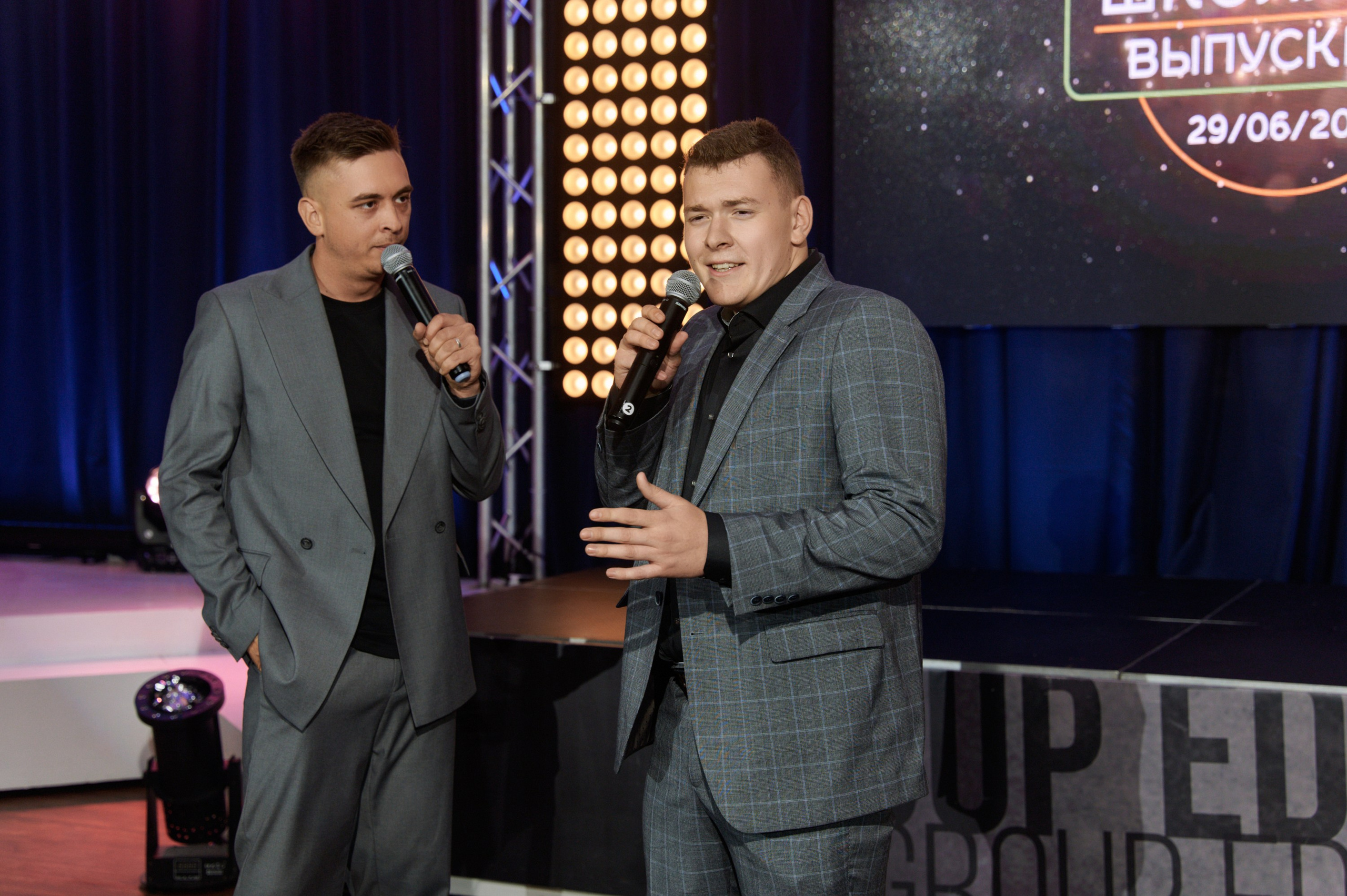 Выпускной 17 Школа 2024. Свадебный фотограф во Владивостоке Гарагуля Игорь