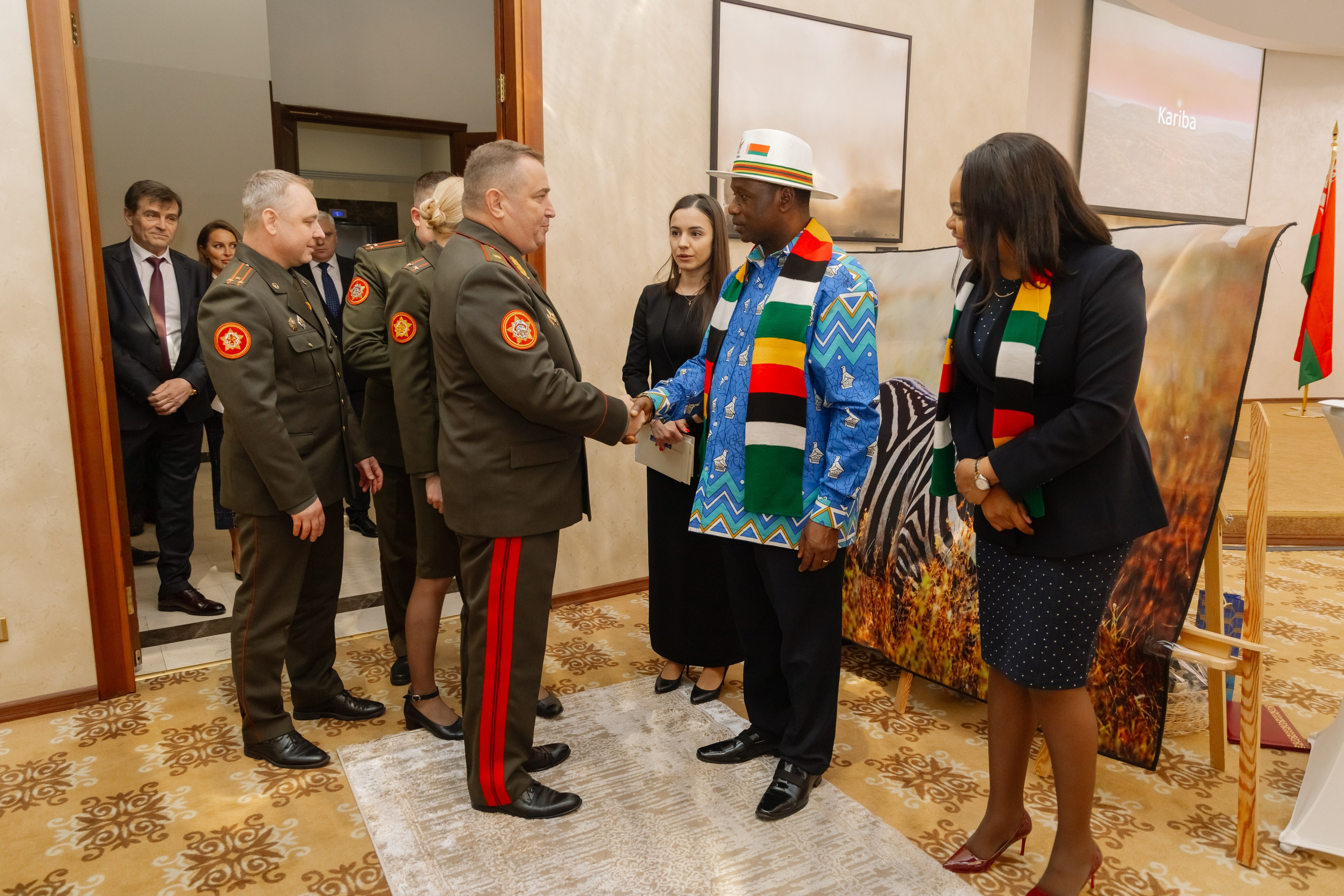 Фотосъемка делегации Посольства Зимбабве в Минске. Свадебный фотограф в Минске/Беларуси Сергей Спиридонов
