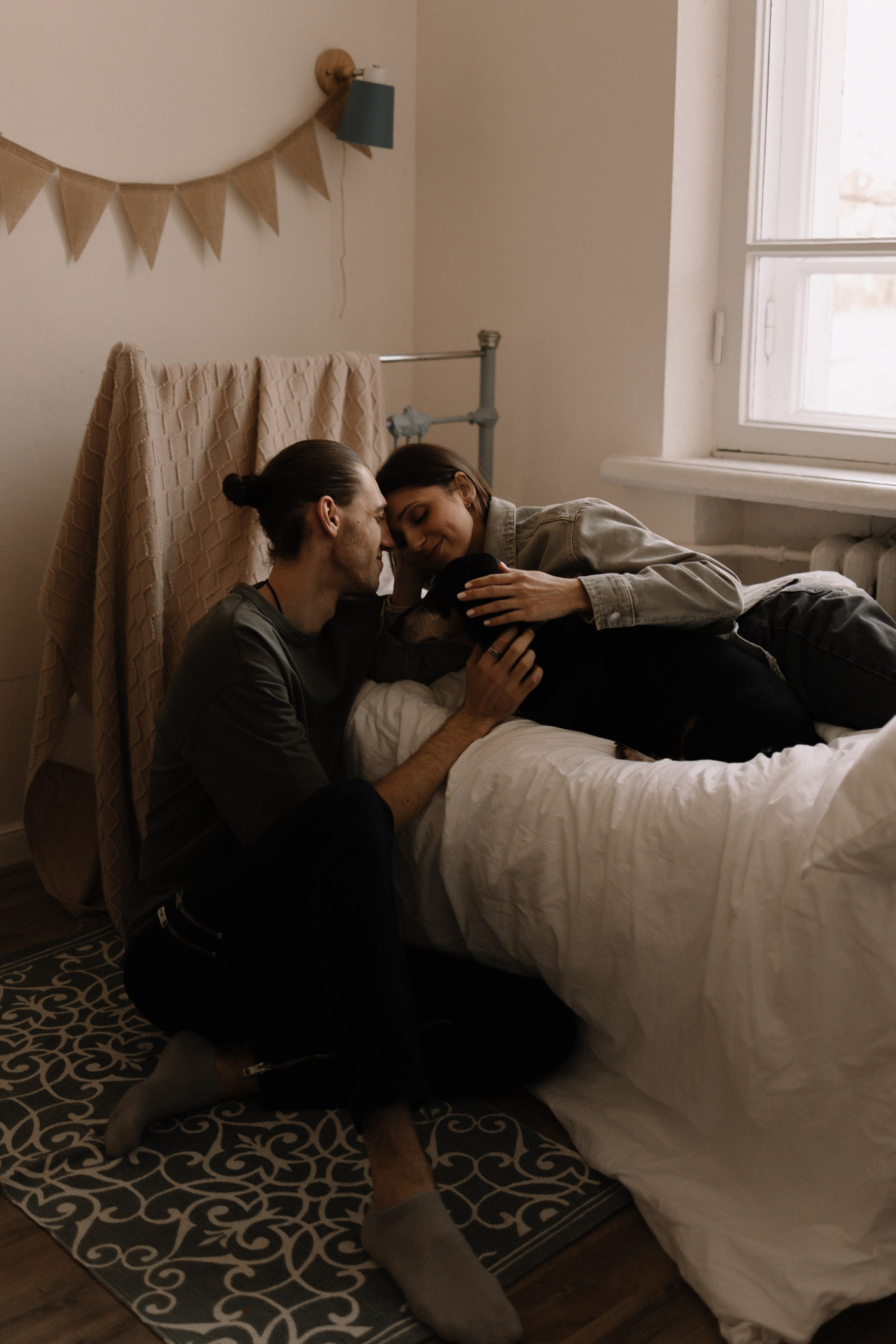 Максим, Мария и маленький друг. Семейный фотограф в Краснодаре Храмова Анна