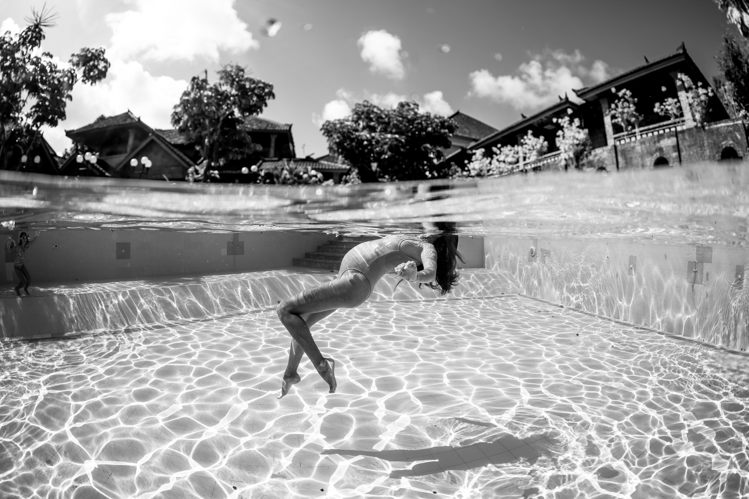 Фотосесии в Бассейне 18+. Лайфстайл Фотограф и Профессиональный Водный Фотограф в Москве