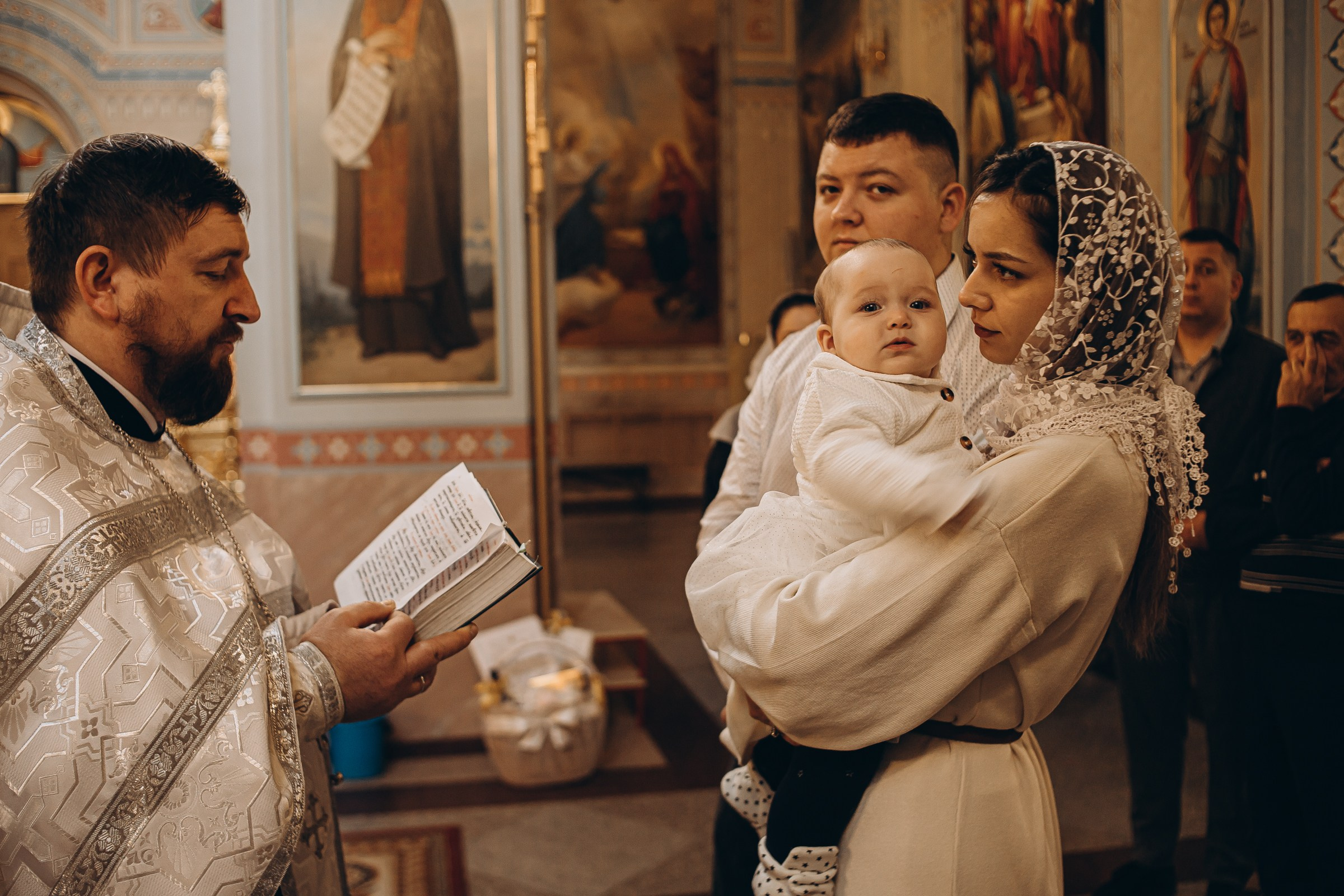 Крещение Виолетты. Семейный фотограф в Волгодонске Краченцева Анна
